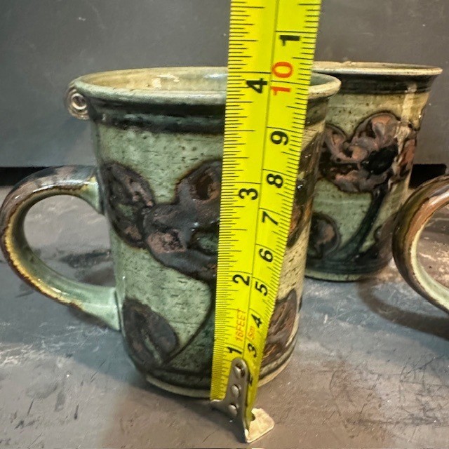 Set of 4 Vintage Retro Ceramic Mugs Hand Painted Floral Green Stoneware 70s