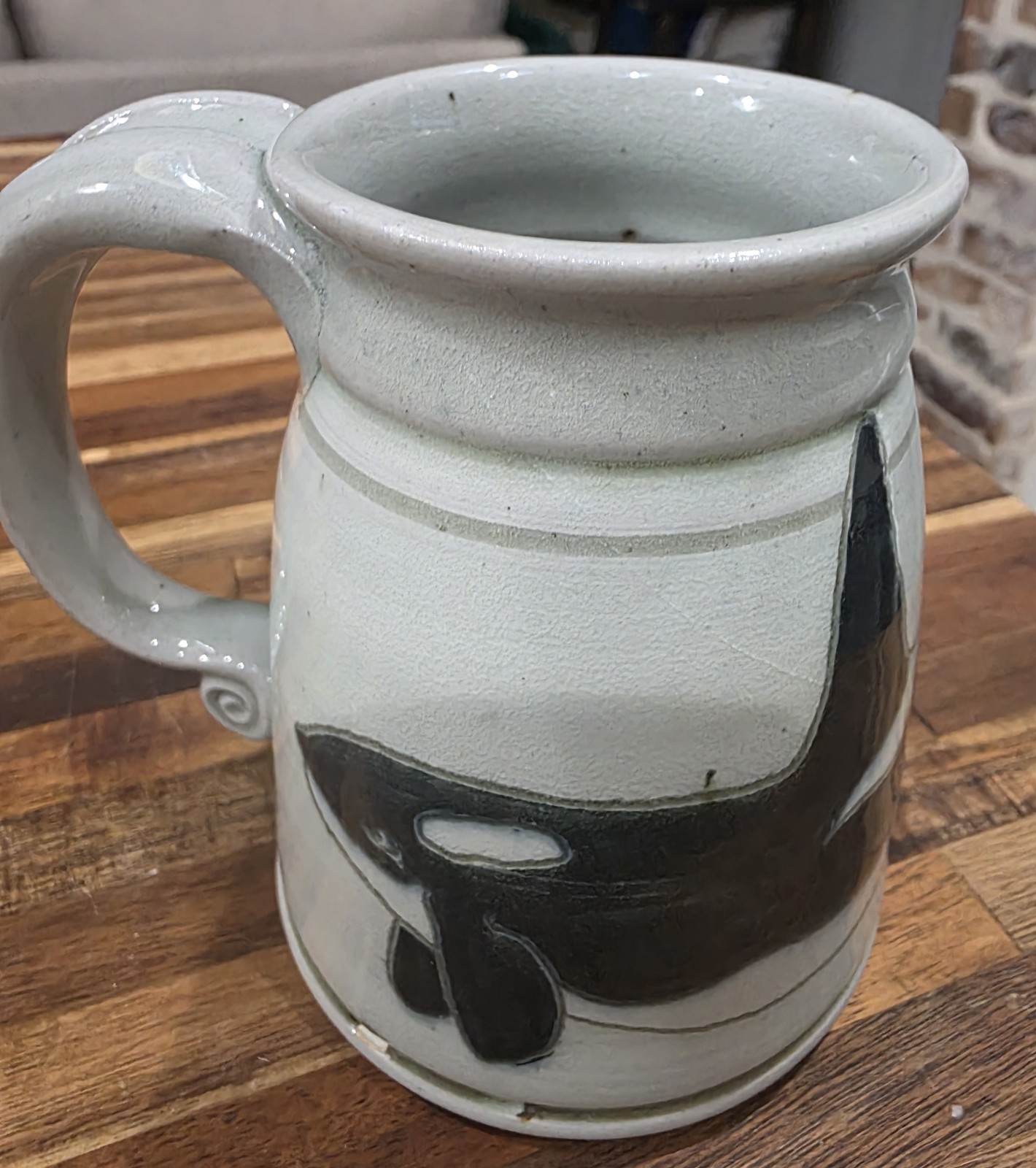 Ria Nickerson 2003 Artist Signed Studio Pottery Orca Whale Stoneware Mug HTF