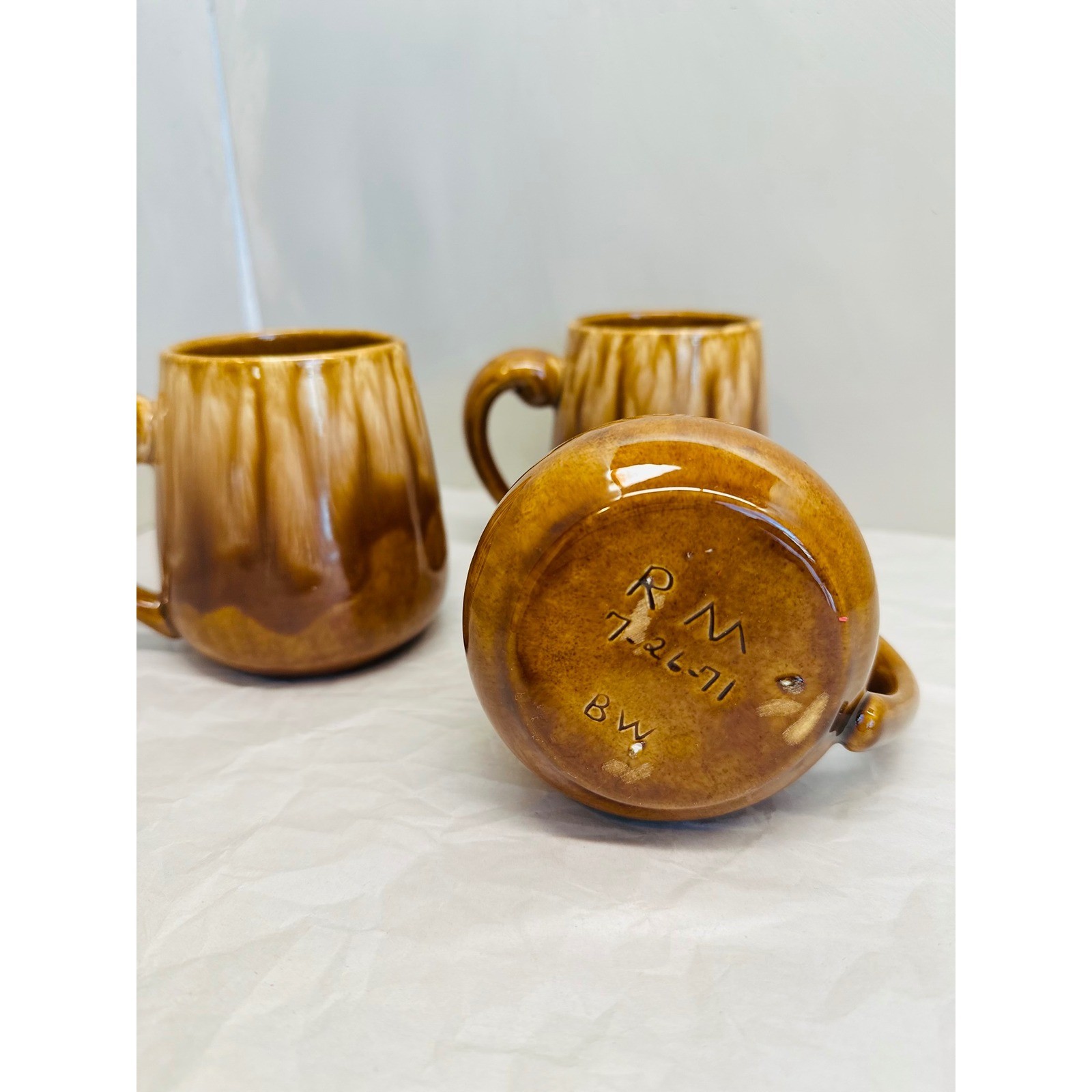 Vtg 1971 Drip Glaze Pottery Mugs Set of 3 Brown Tan Ceramic Mid Century Modern