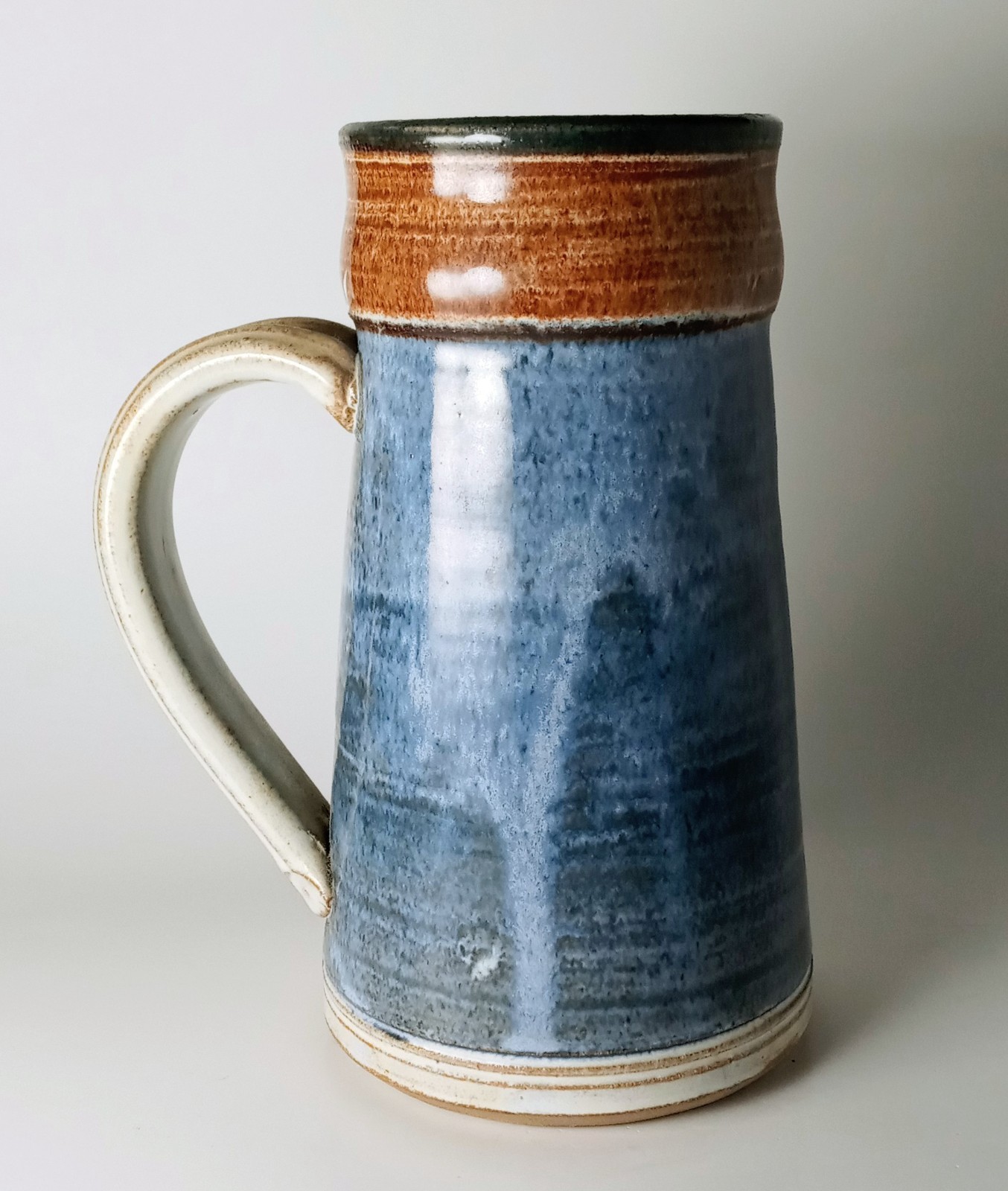VTG 7 1/2″ Handmade Glazed Stoneware Art Pottery Mug/Stein Signed