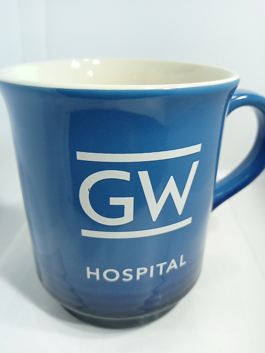 GW HOSPITAL MUG. GW HOSPITAL COFFEE MUG. GEORGE WASHINGTON UNIVERSITY. B399