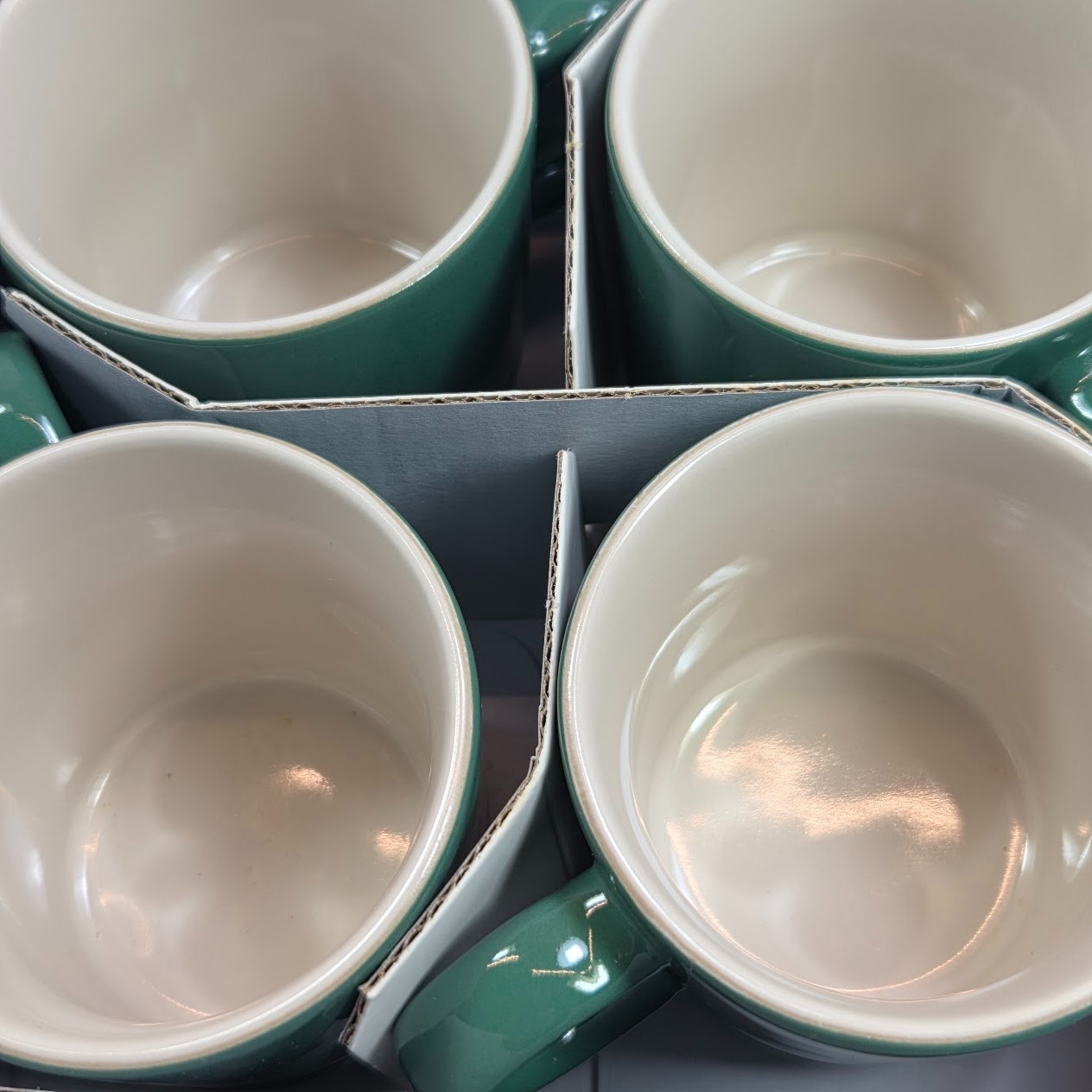 Le Creuset ARTICHAUT Set of 4 Mini Espresso 3.5 fl oz Mugs 100ml Cups New in Box