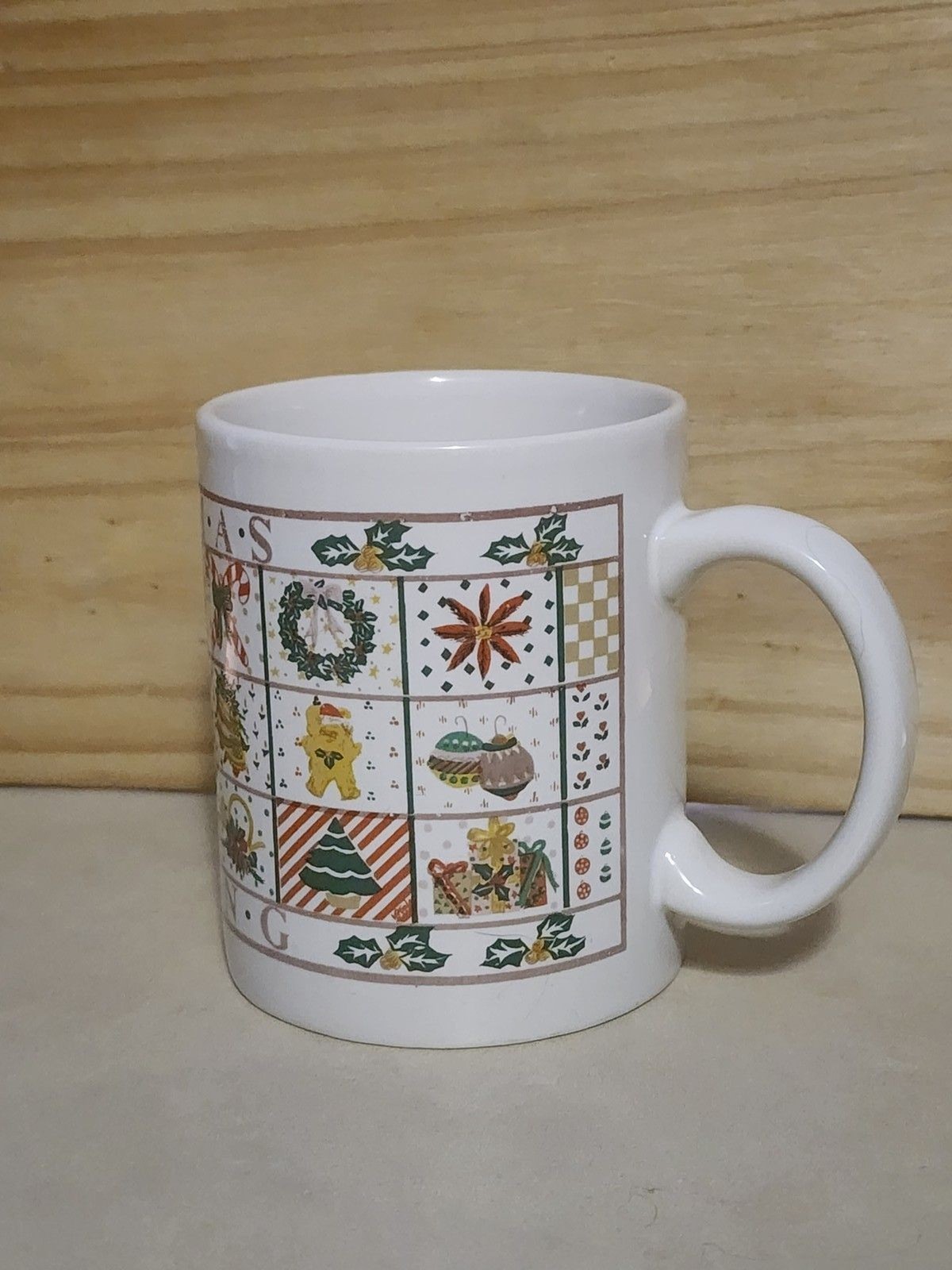 Vintage Christmas Greeting Holiday Mug Coffee Tea Cup Gingerbread Bear Decor