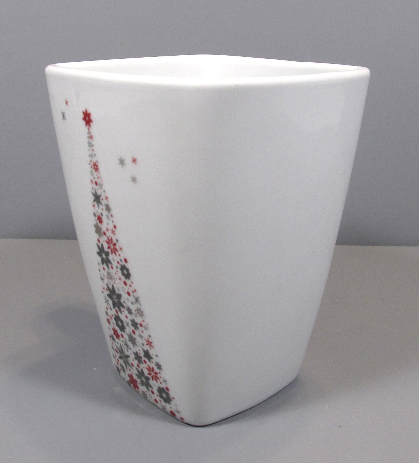 Food Network Linzer White Red Silver Holiday Tree Cup / Mug