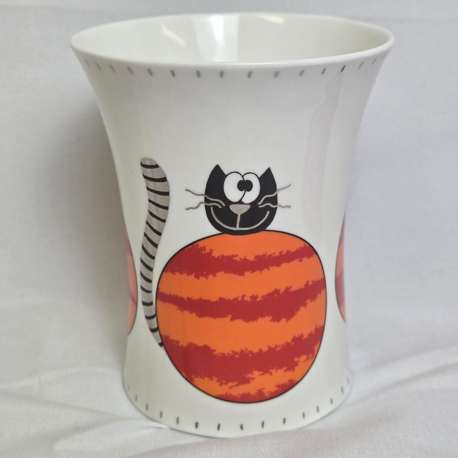 Dunoon Crazy Cats Sarah Mercer Fine Bone China Cup With Handle England White