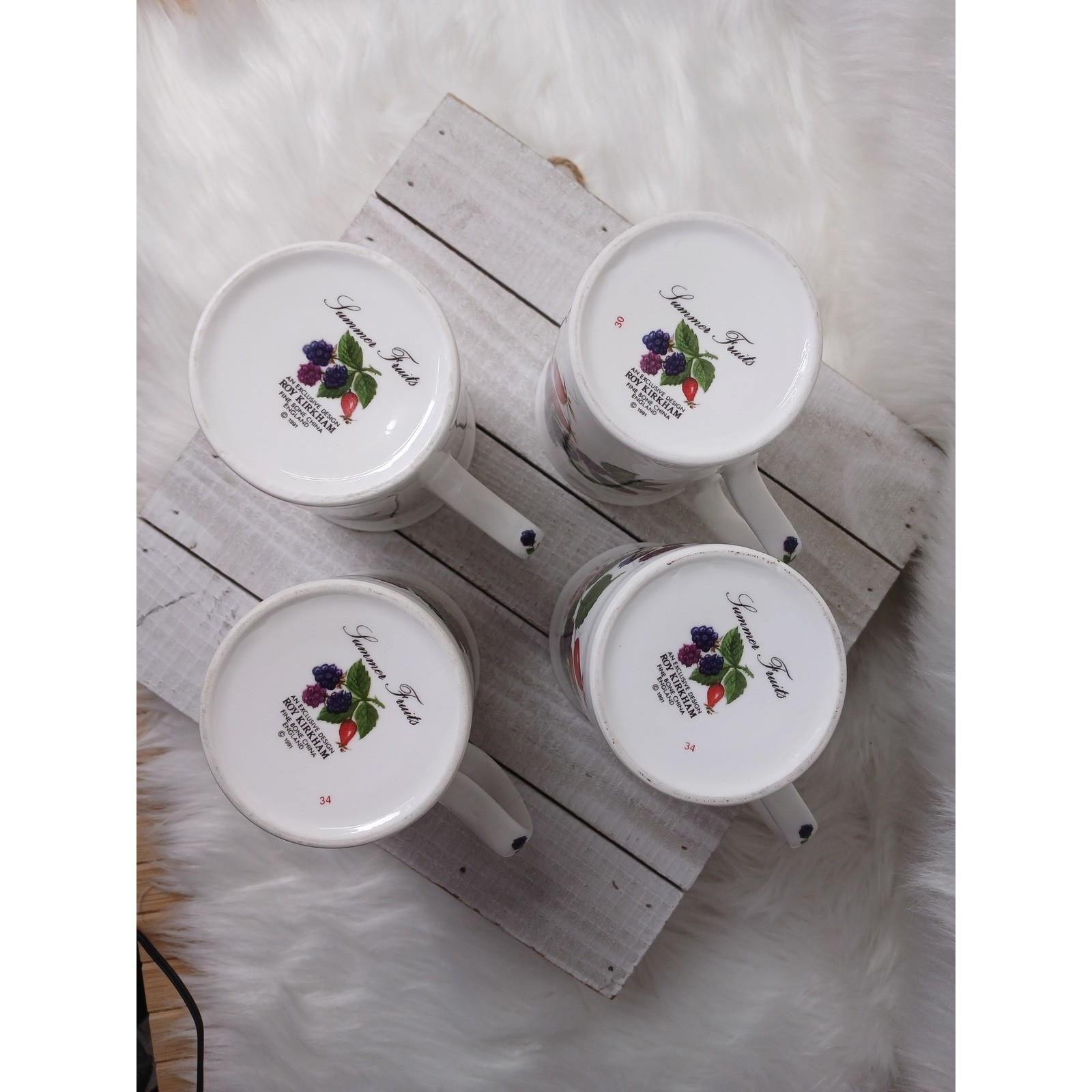 Roy Kirkham Summer Fruits Fine Bone China Mugs Set of 4 England 1991 Vintage