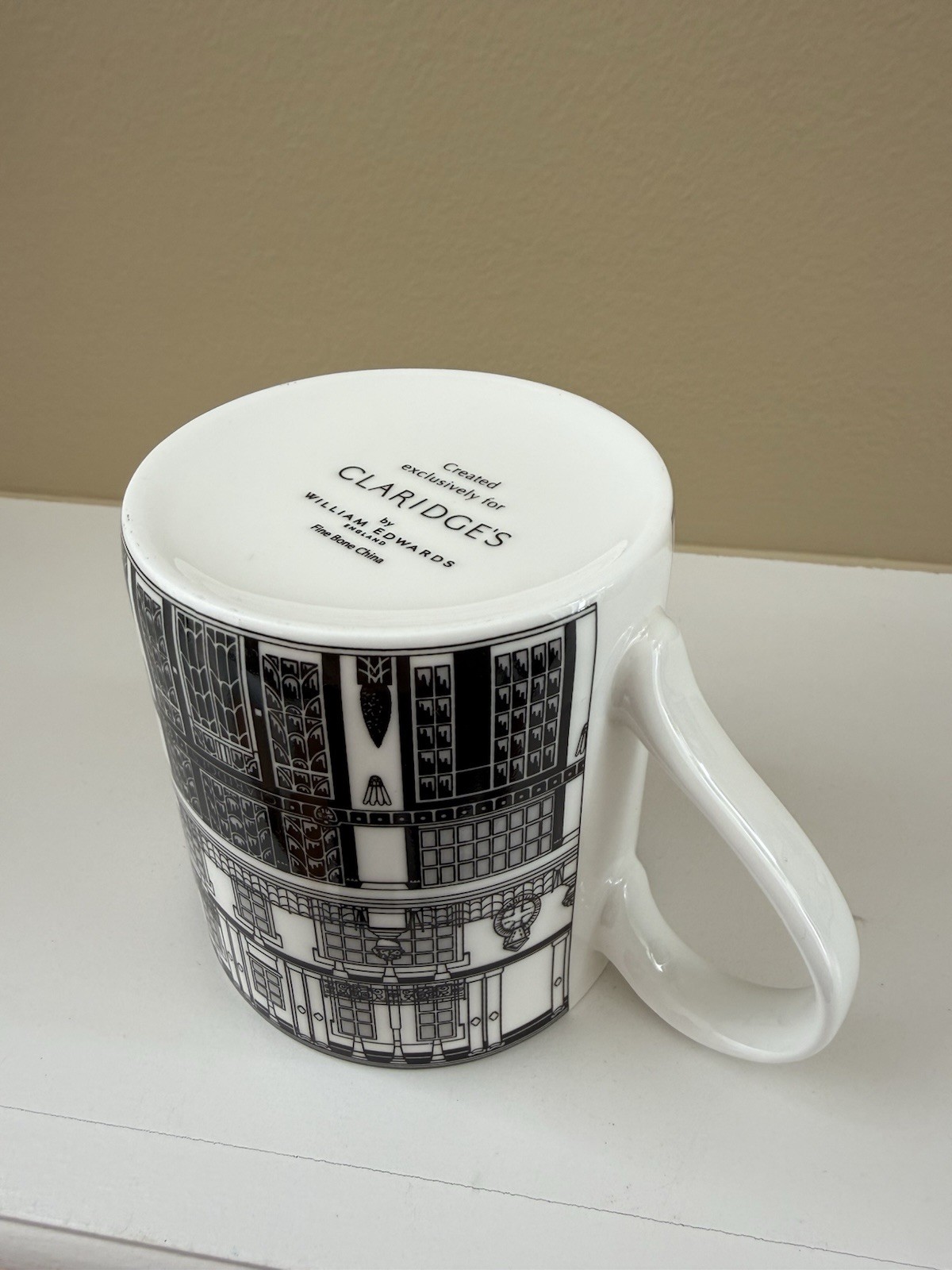 Claridges London Art Deco Style Fine Bone China Mugs By William Edwards England