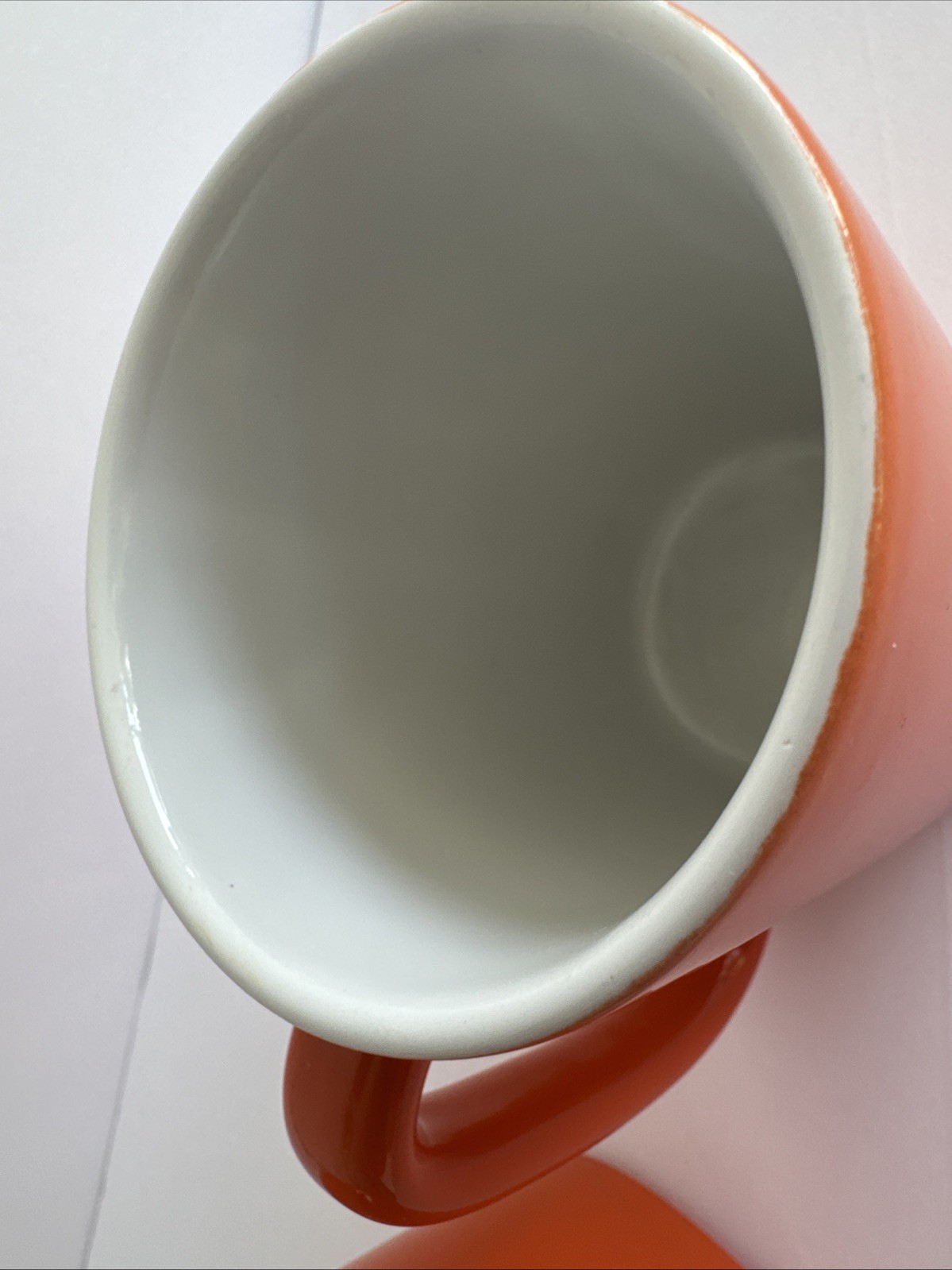 Set of 2 Rachael Ray Round & Square 14 oz Orange & White Coffee Tea Mug Cup