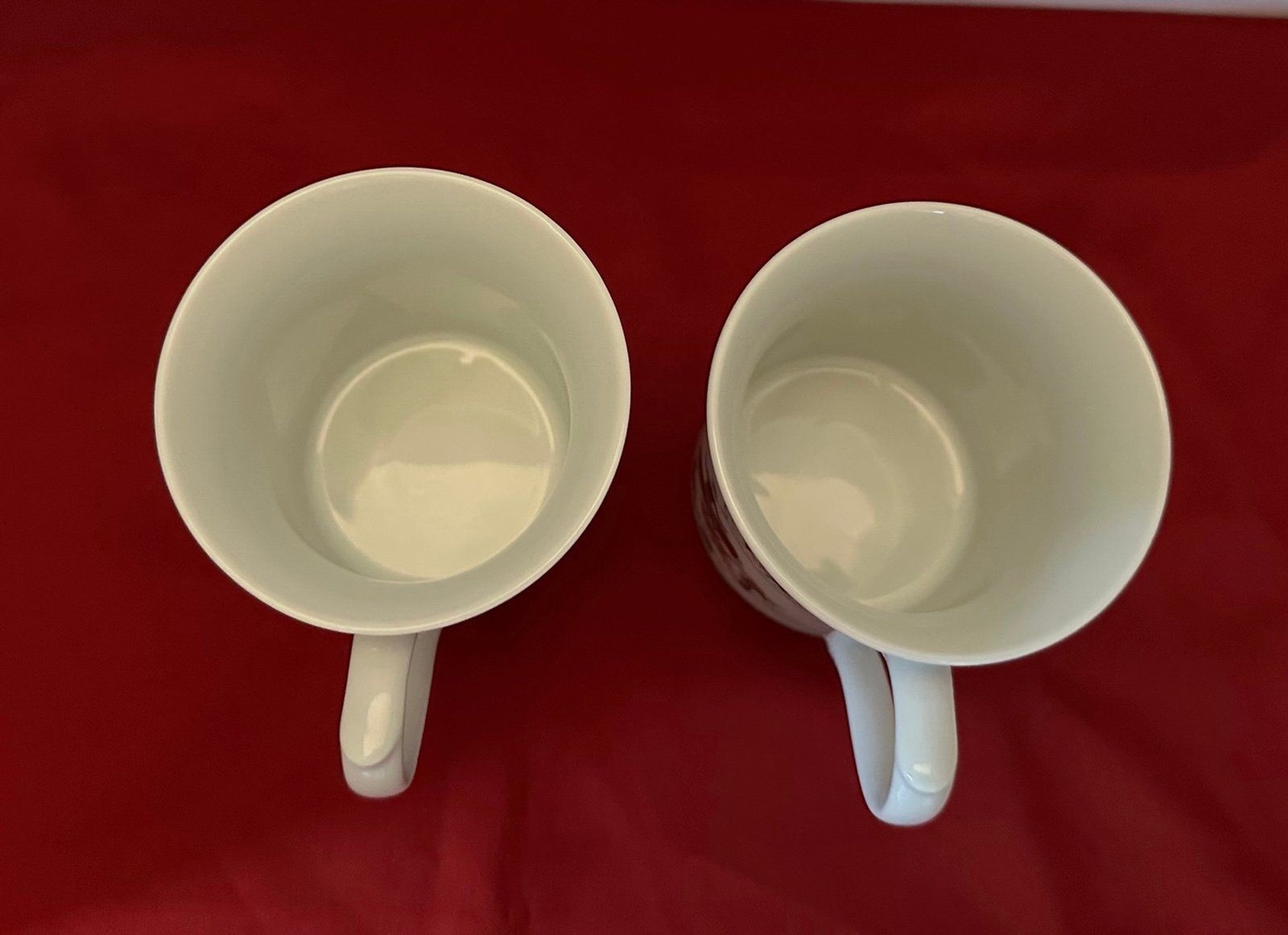 Two piece set of “What a Grandmother Is/What a Grandfather Is” Porcelain Mugs