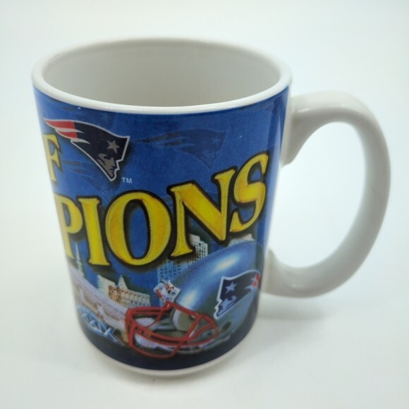 Boston Red Sox & Patriots Champions 2004 Y2K VTG World Series Super Bowl Mug