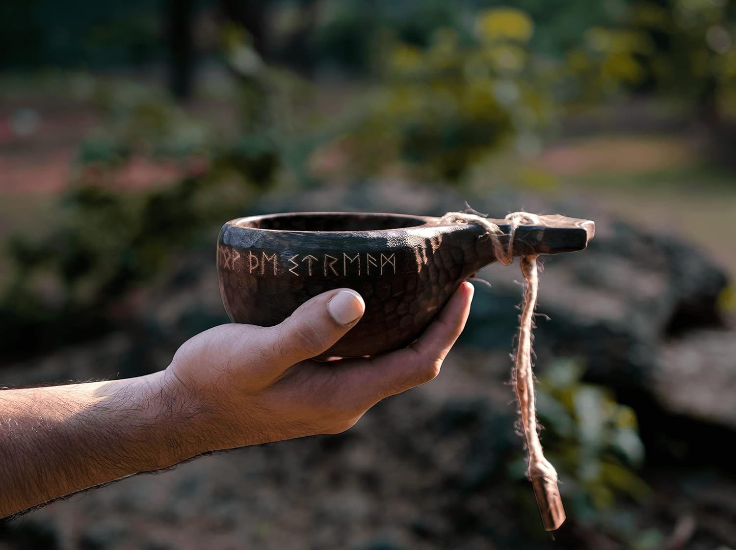 Engraved Kuksa Drinking Cup 18oz – Exquisite Handcrafted Gift for Nature Lovers