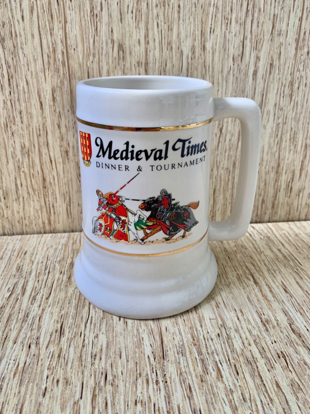 Medieval Times Dinner & Tournament Knight Jousting Beer Stein Mug Cup 26oz – New