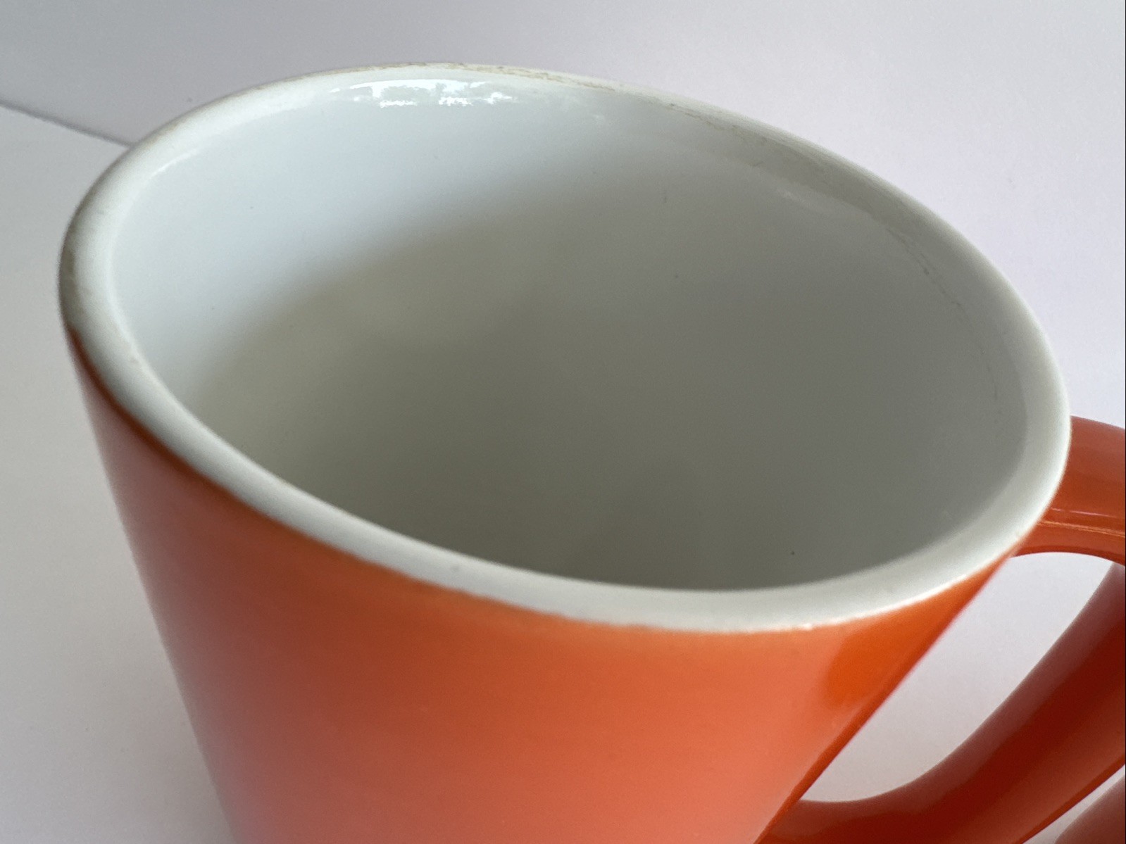 Set of 2 Rachael Ray Round & Square 14 oz Orange & White Coffee Tea Mug Cup