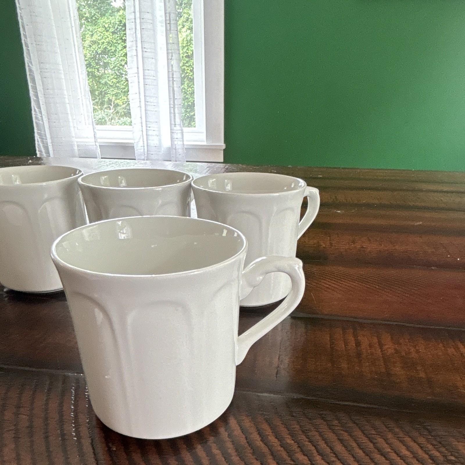 Set of 4 White Ceramic Coffee Mugs, 12 fl oz, Classic Solid Round Decorated
