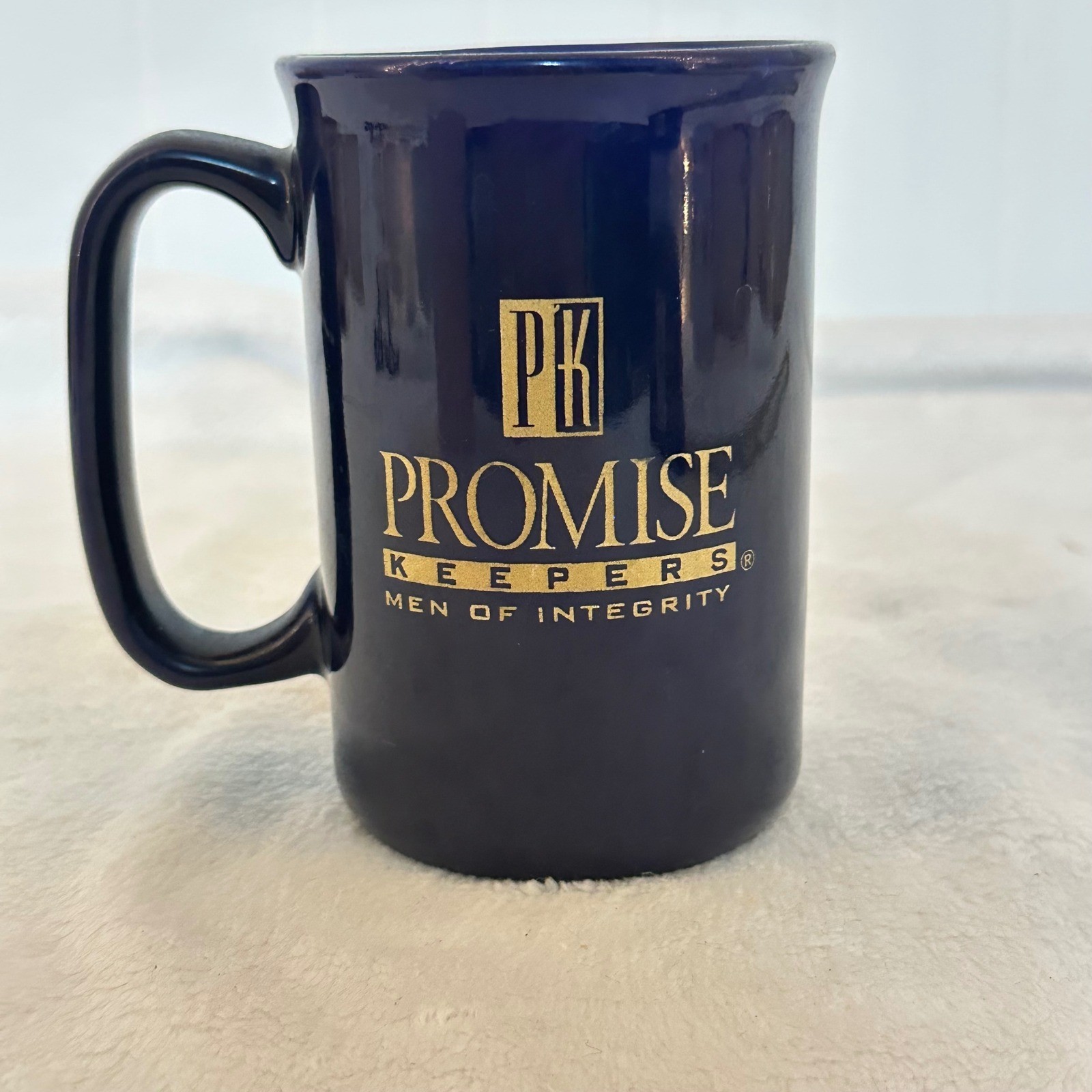 Promise Keepers Mug Men of Integrity Cobalt Blue Gold Ceramic Excellnt condition