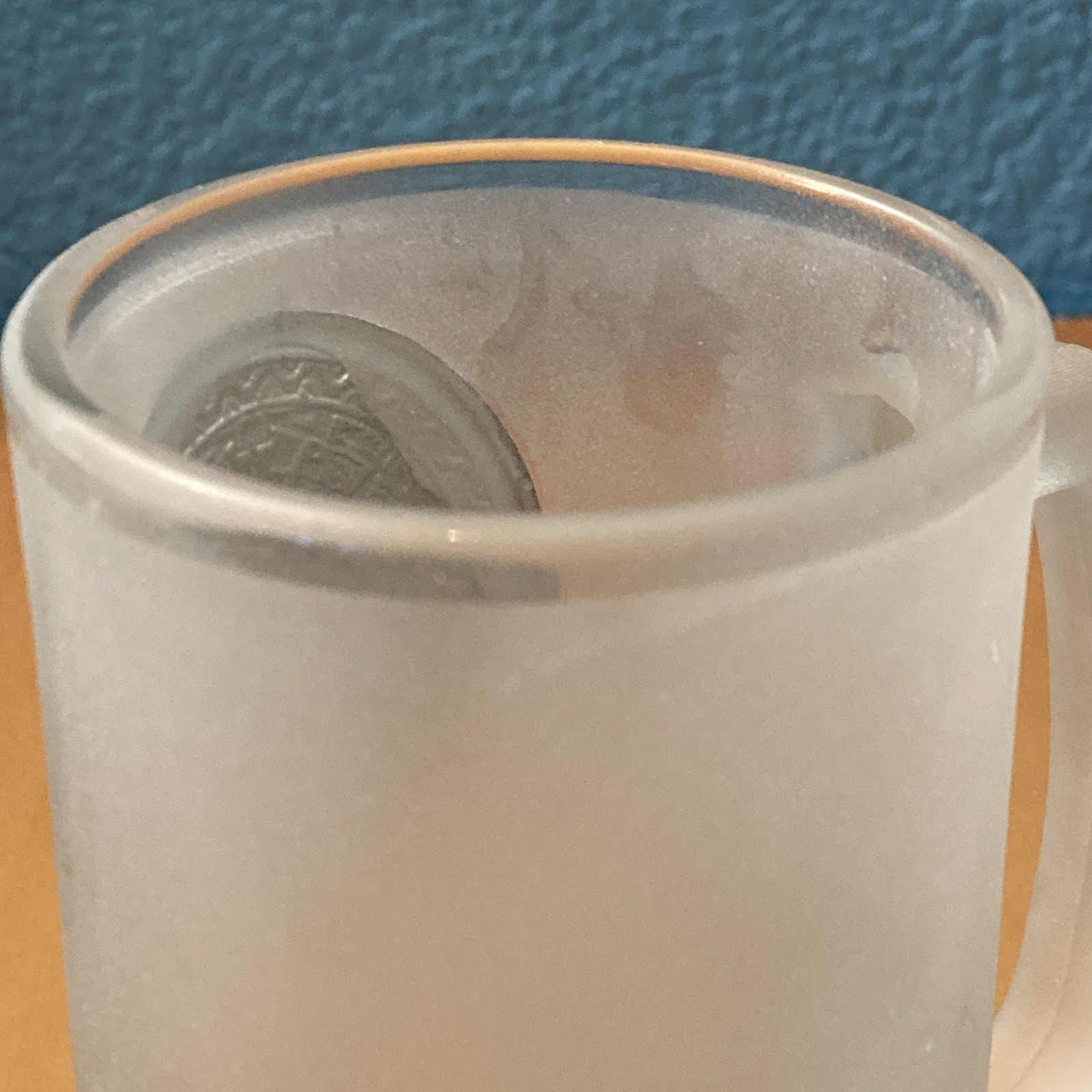 Frosted Glass 8 fl oz Beer Mug w/ Silver Aztec Calendar Medallion Cancun