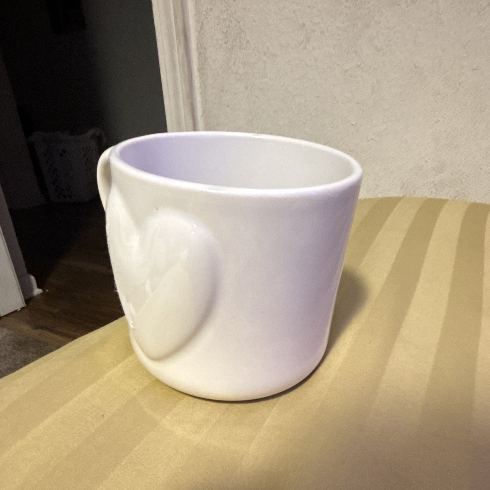 White Ceramic Embossed Heart Coffee Mug 16 fl oz Microwave & Dishwasher Safe
