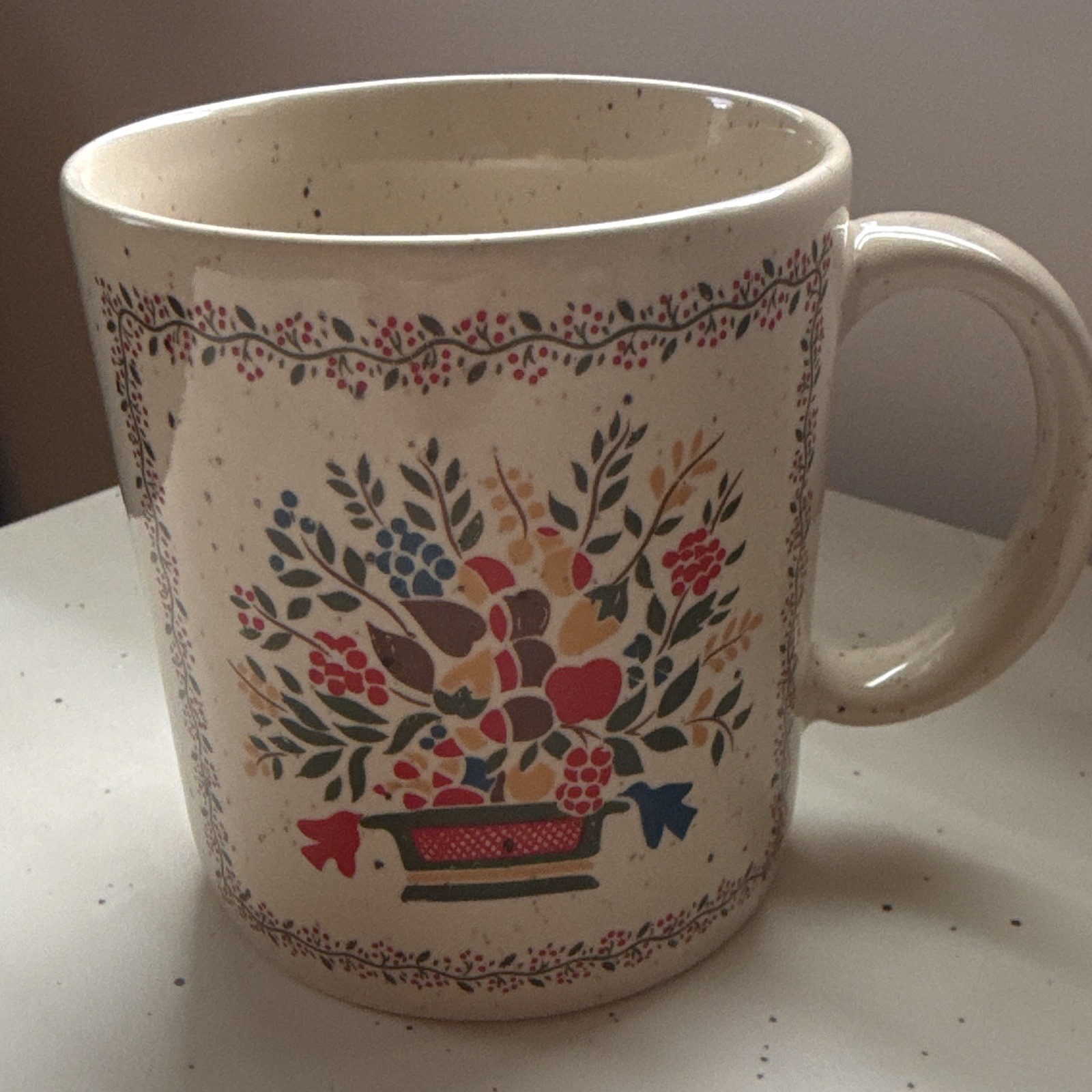 Vintage 1984 D Crest Japan Folk Art Floral Speckled Stoneware Coffee Mug