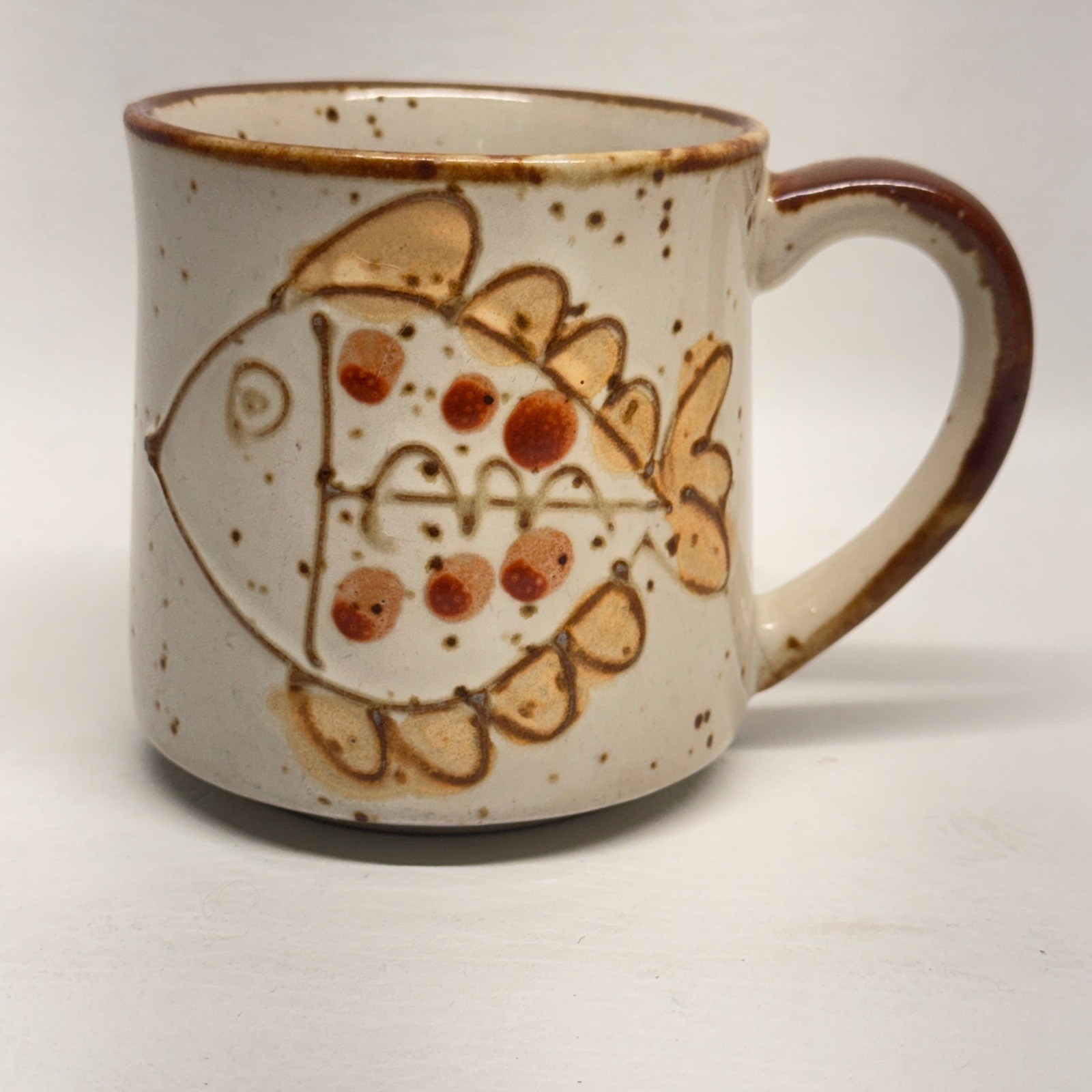 Unbranded Fish Coffee Mug Unisex OS Cream Brown Stoneware Pottery Rustic Boho
