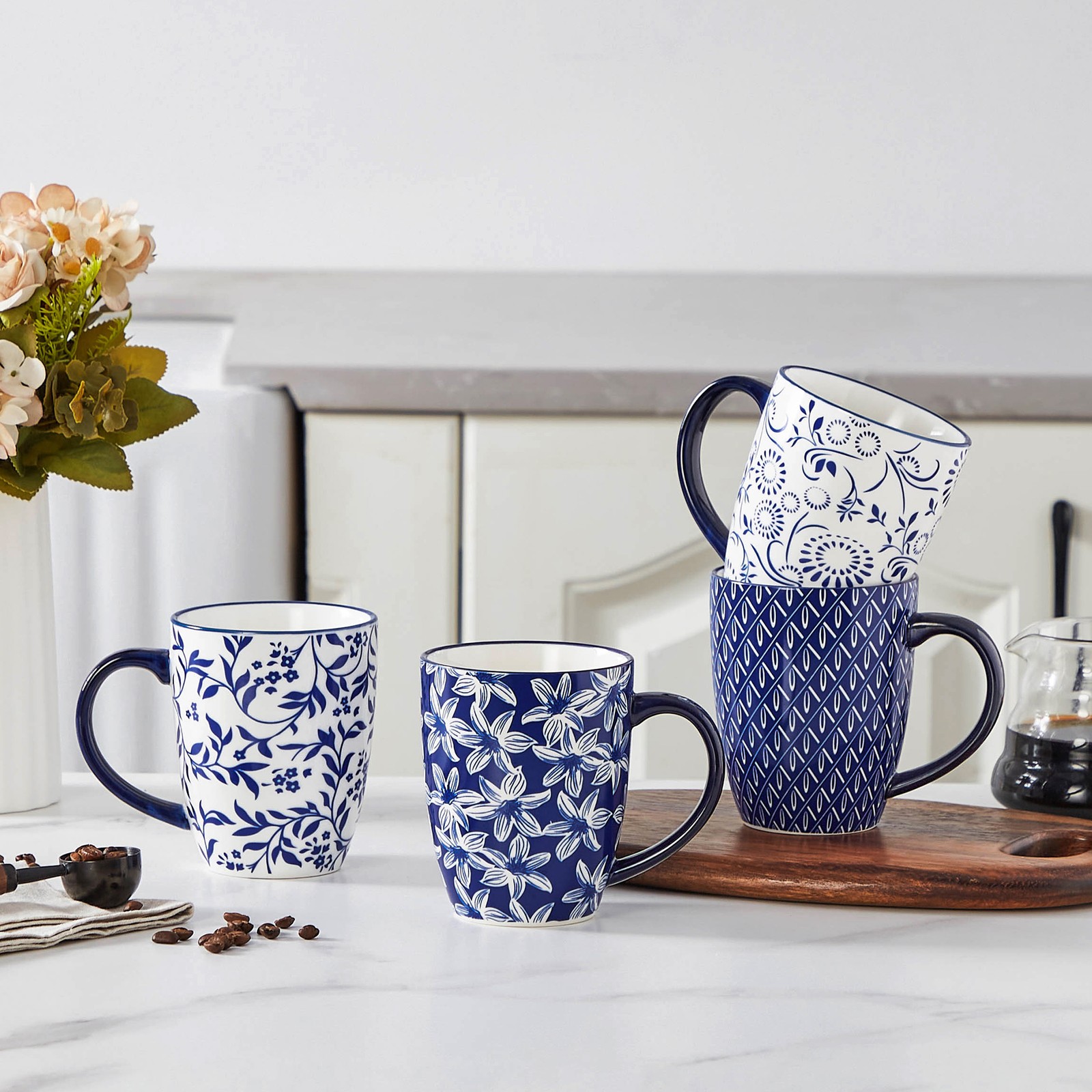 vancasso 16 fl oz Blue and White Porcelain Coffee Mugs, Set of 4 Mugs Drinkware