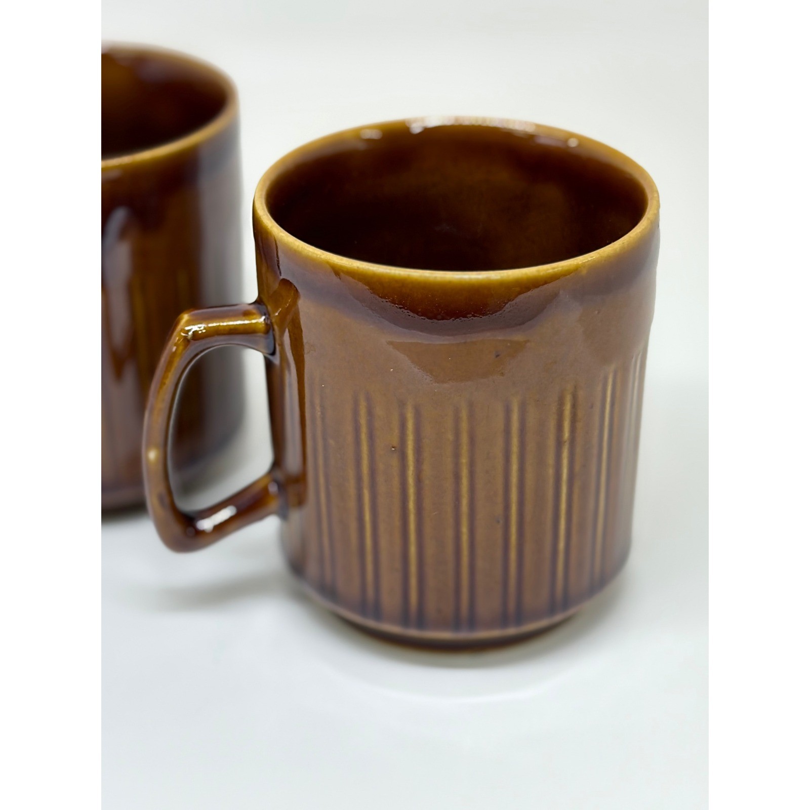 VTG Mid Century Modern Brown Stoneware Ribbed Coffee Mugs Set of 2 Retro Kitchen