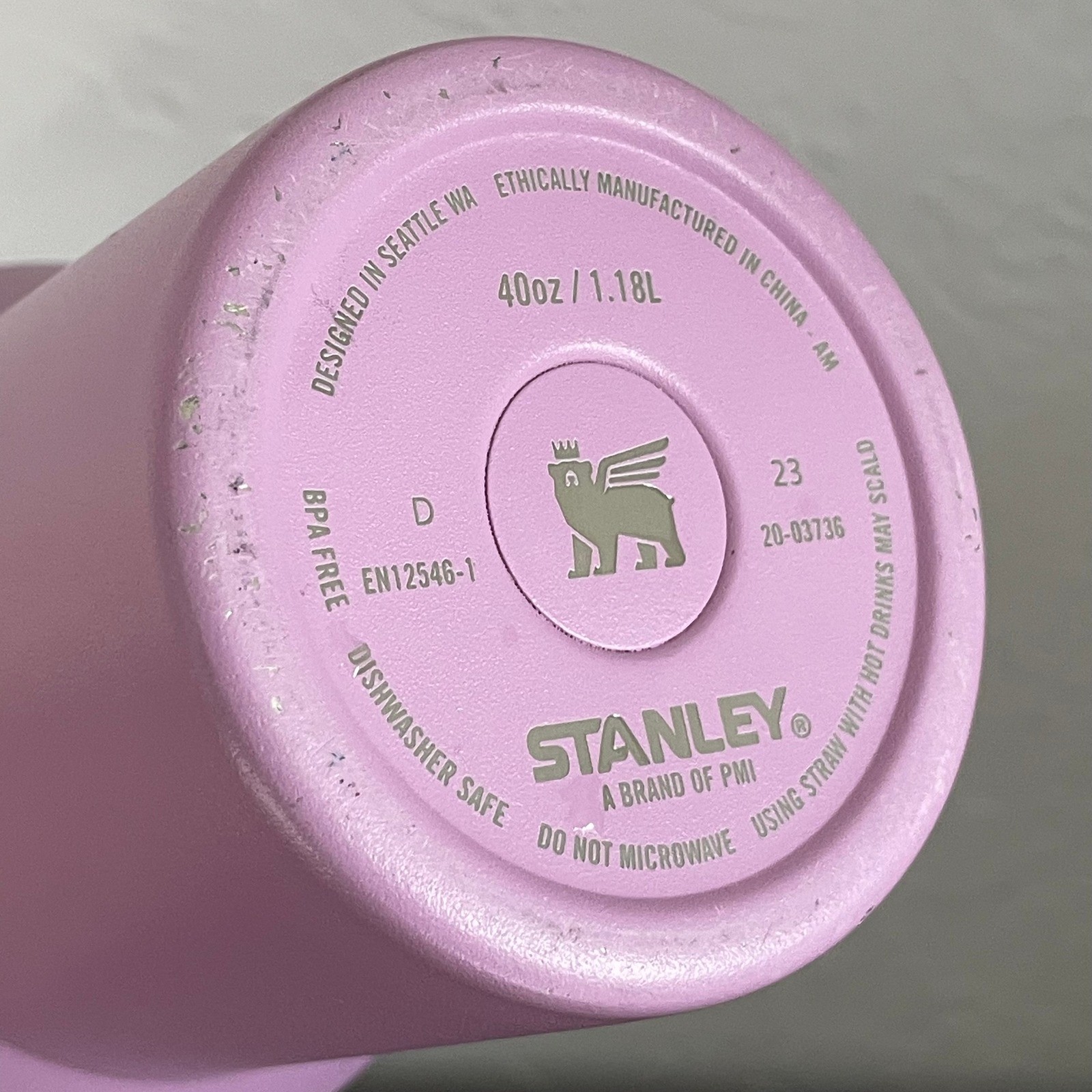 Stanley The Quencher H2.0 Flowstate Tumbler 40oz Fuchsia Purple