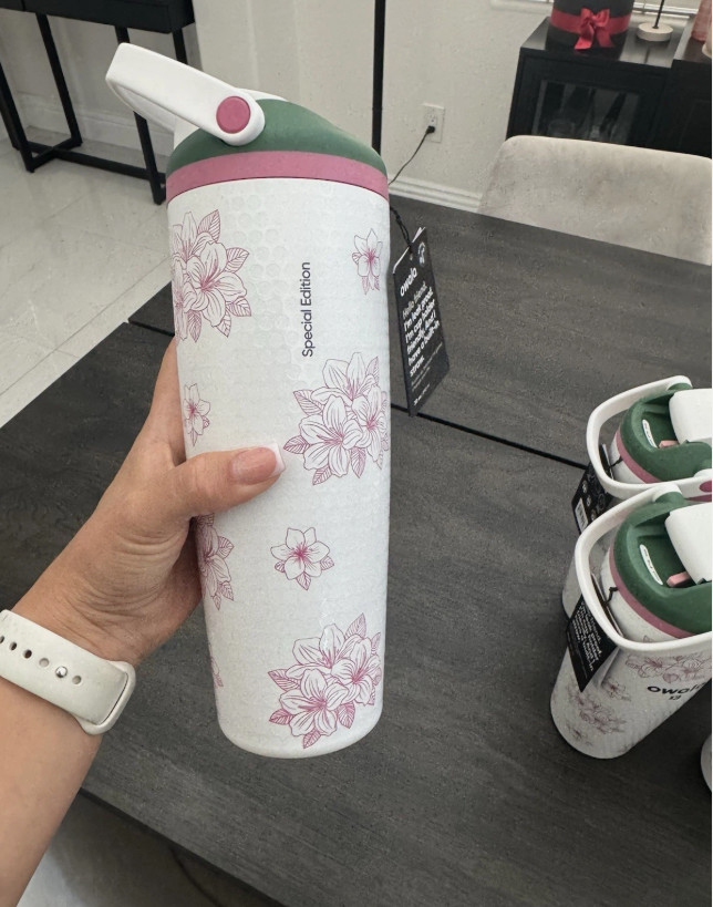 Owala Special Edition FreeSip “Azalea 13” Golf 30oz Water Bottle NEW