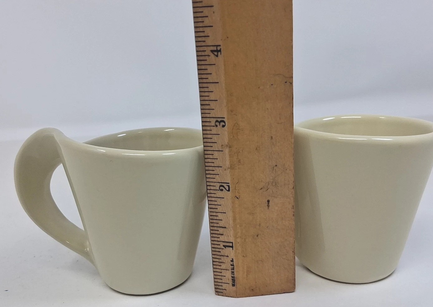 Villeroy & Boch New Wave Demitasse Cup Lot Of 2 Espresso Pale Yellow Mini 2.75″