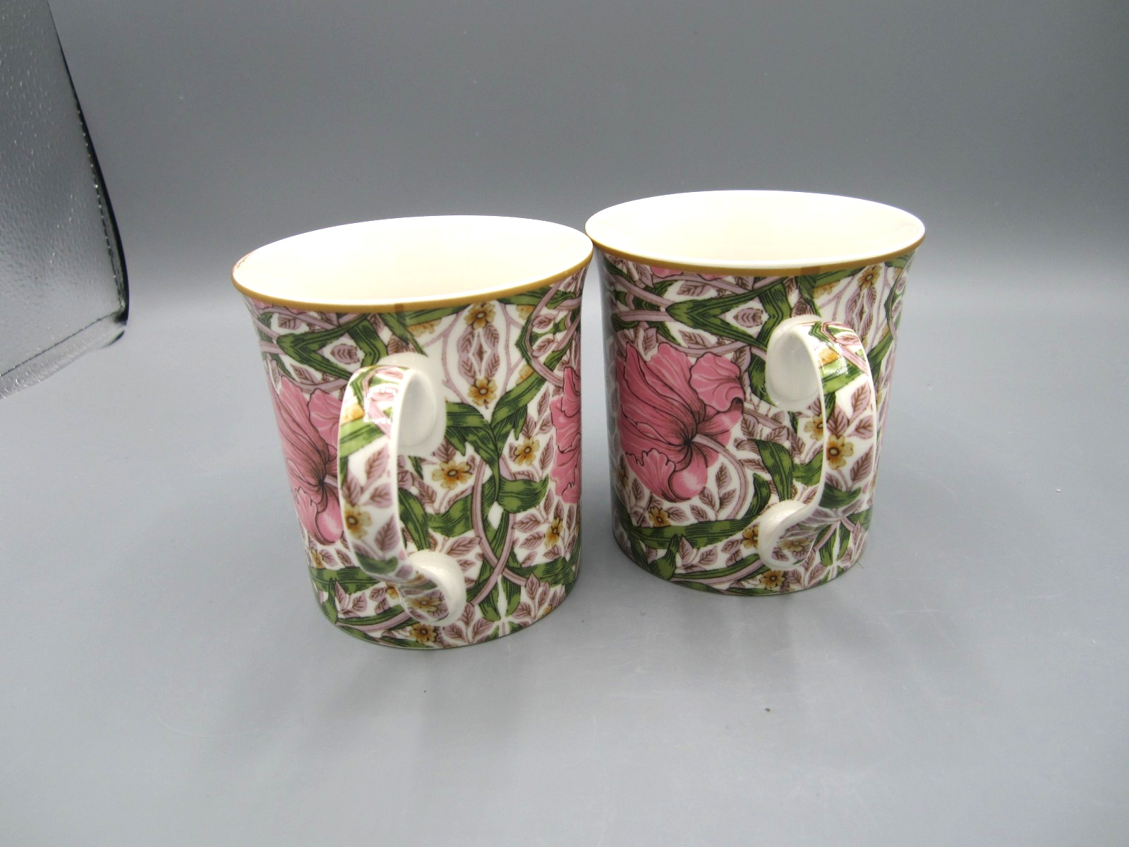 Pair William Morris Pimpernel Pink Green White Floral Tea Coffee Mug 12 oz (510)