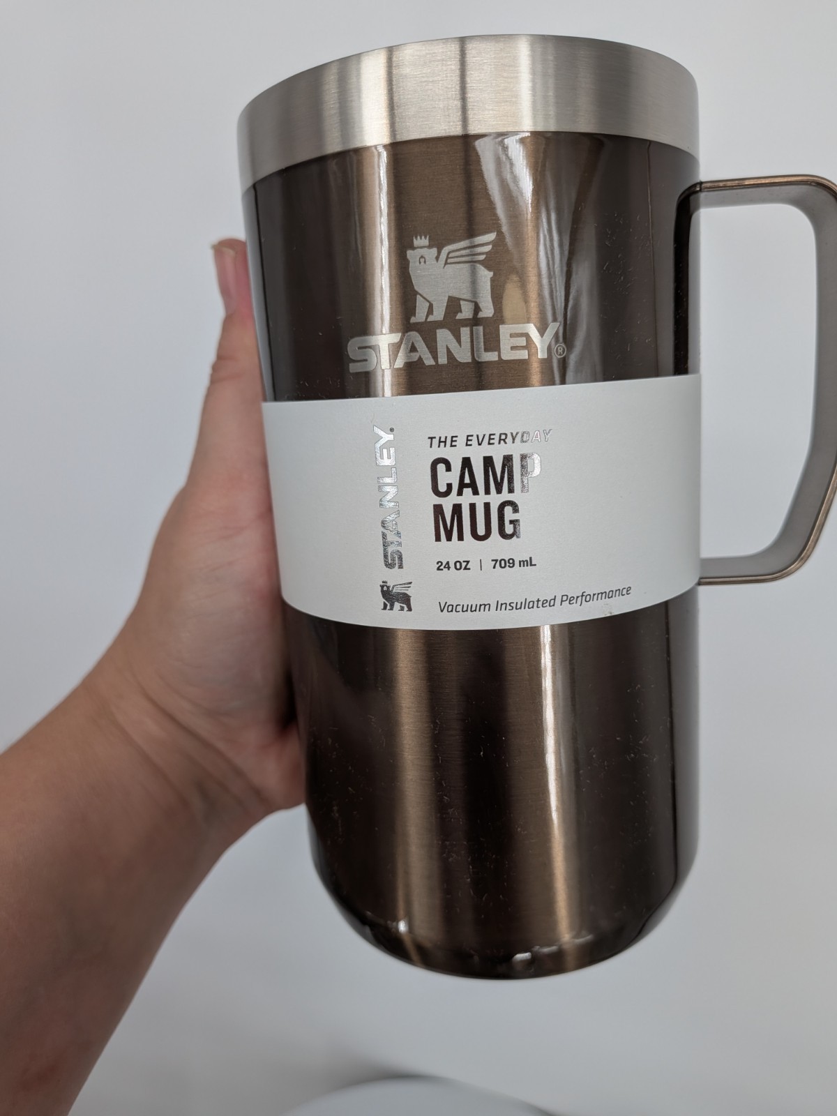 new STANLEY Classic Legendary Camp Mug Cup & lid Coffee 24 OZ Gunmetal shine