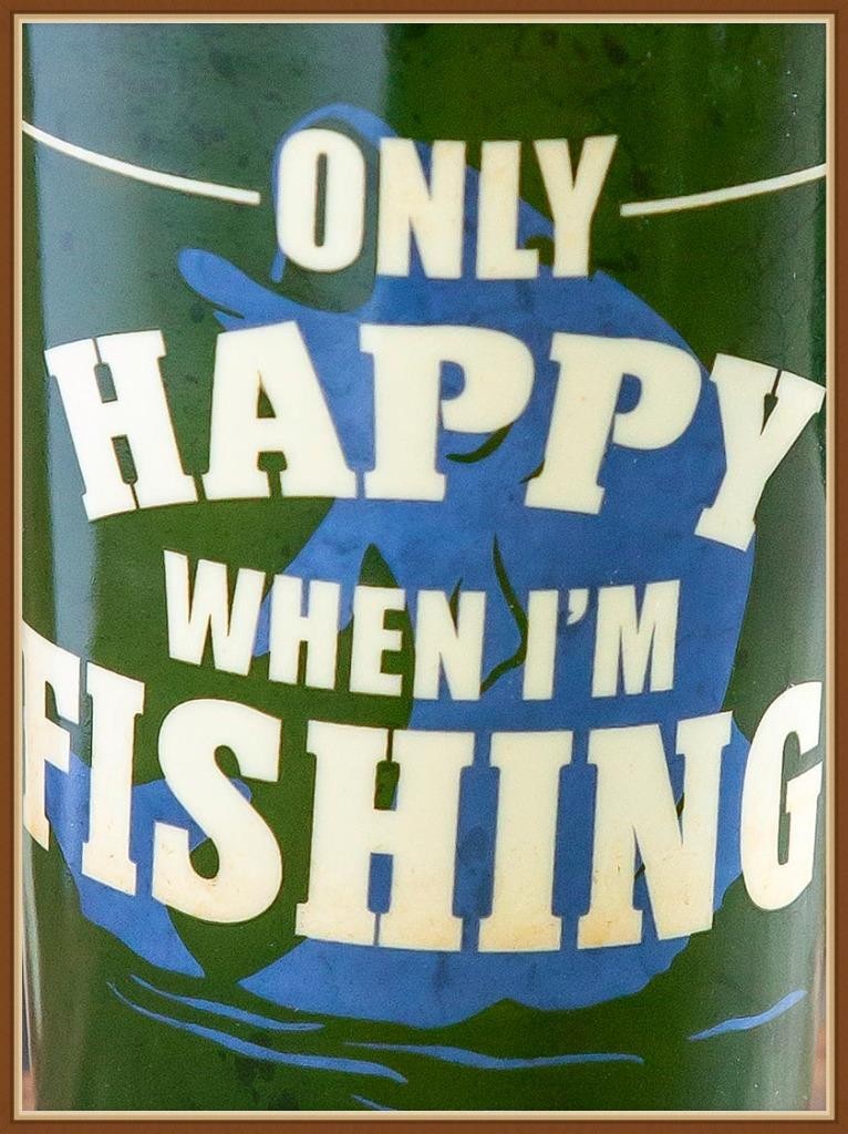 EVERGREEN TRAVEL MUG * ONLY HAPPY WHEN I’M FISH * PERFECT CUP – MATCHING BOX NEW