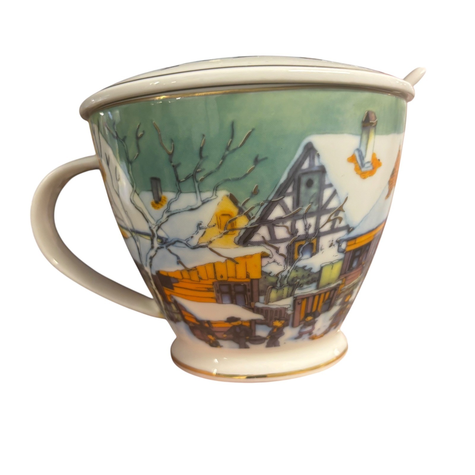 Grace Fine Ceramic Winter Village Tea Mug Set with Lid & Spoon Gold Trimmed