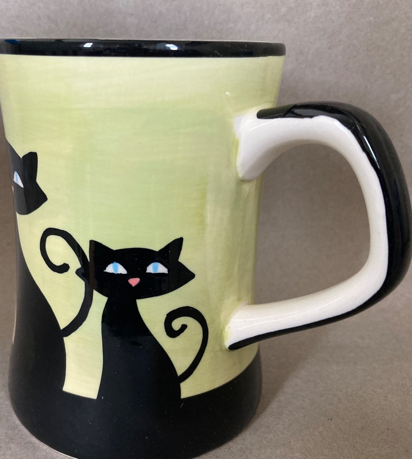 Hues N Brews Green Cattitude Black Cats Coffee Tea Mug Cup Paw Prints ~ Thailand