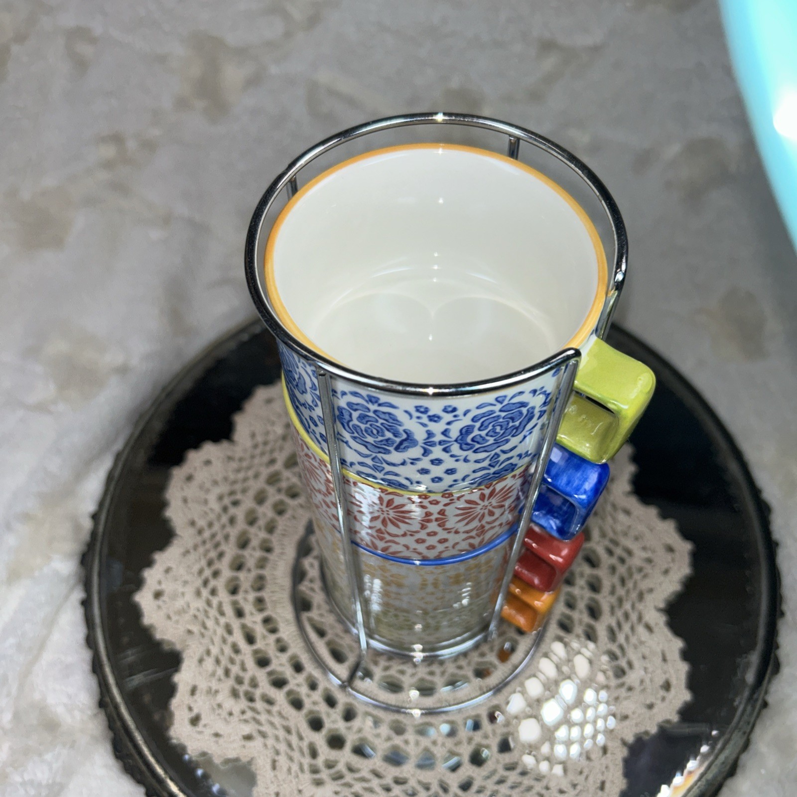 Set Of 4 Pier 1 Stackable Hand Painted Stoneware Cups/MugsIn Chrome Caddy
