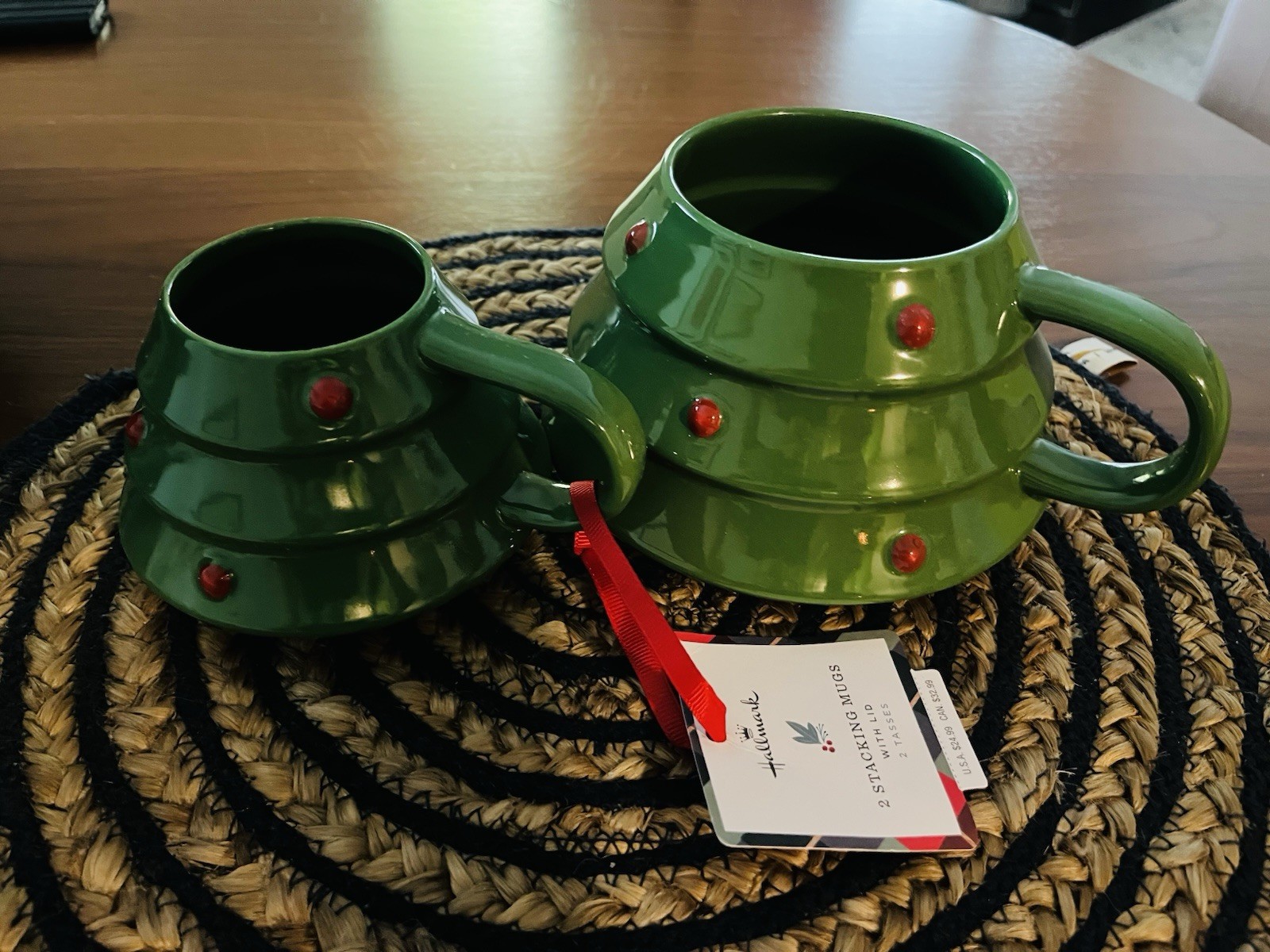 Hallmark Stackable Christmas Tree Coffee Mug Set 2pc Ceramic Green/Red
