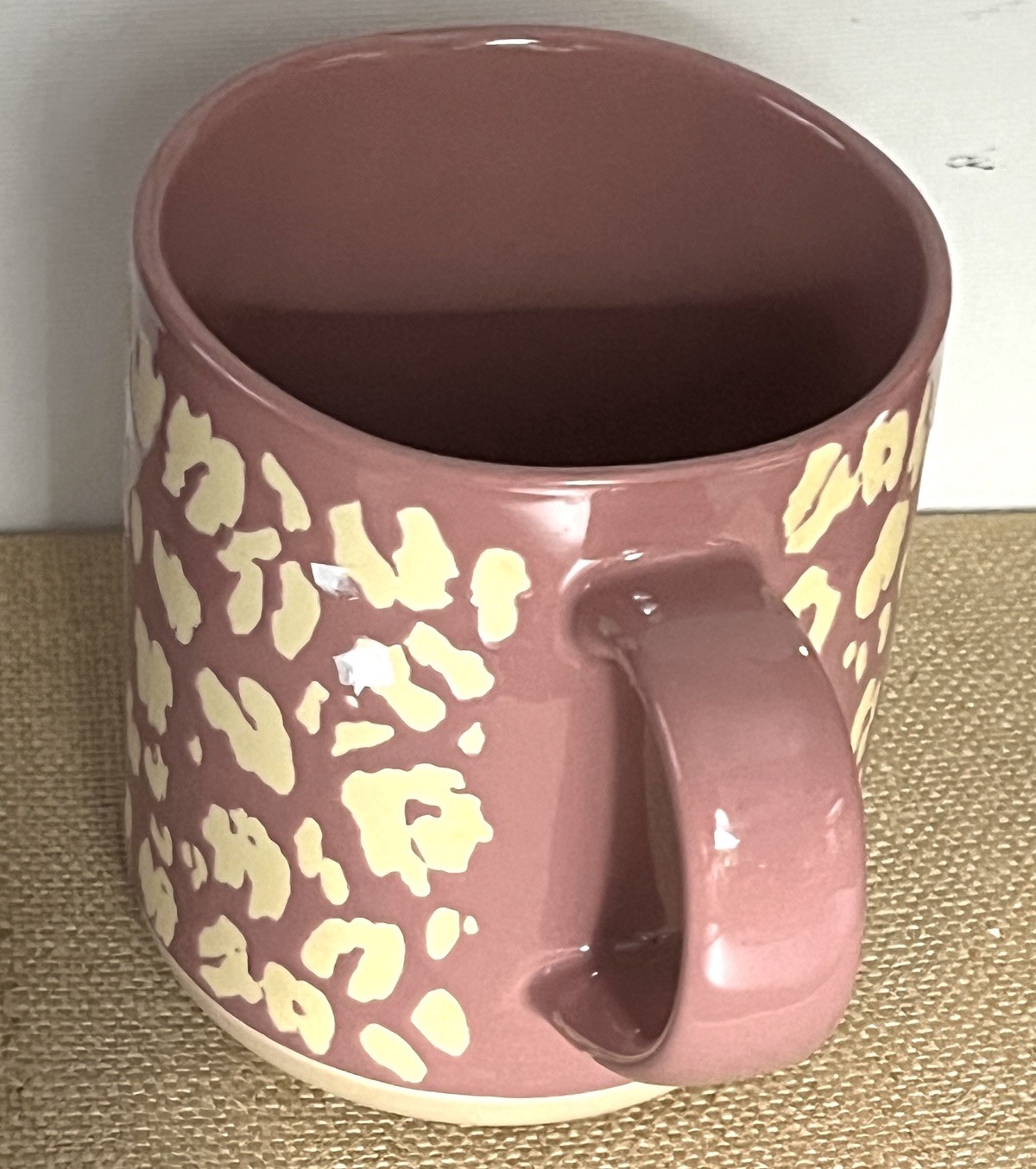 OPALHOUSE 16 Oz Pink Stoneware Mug with White Furzi (Leopard Like) Print