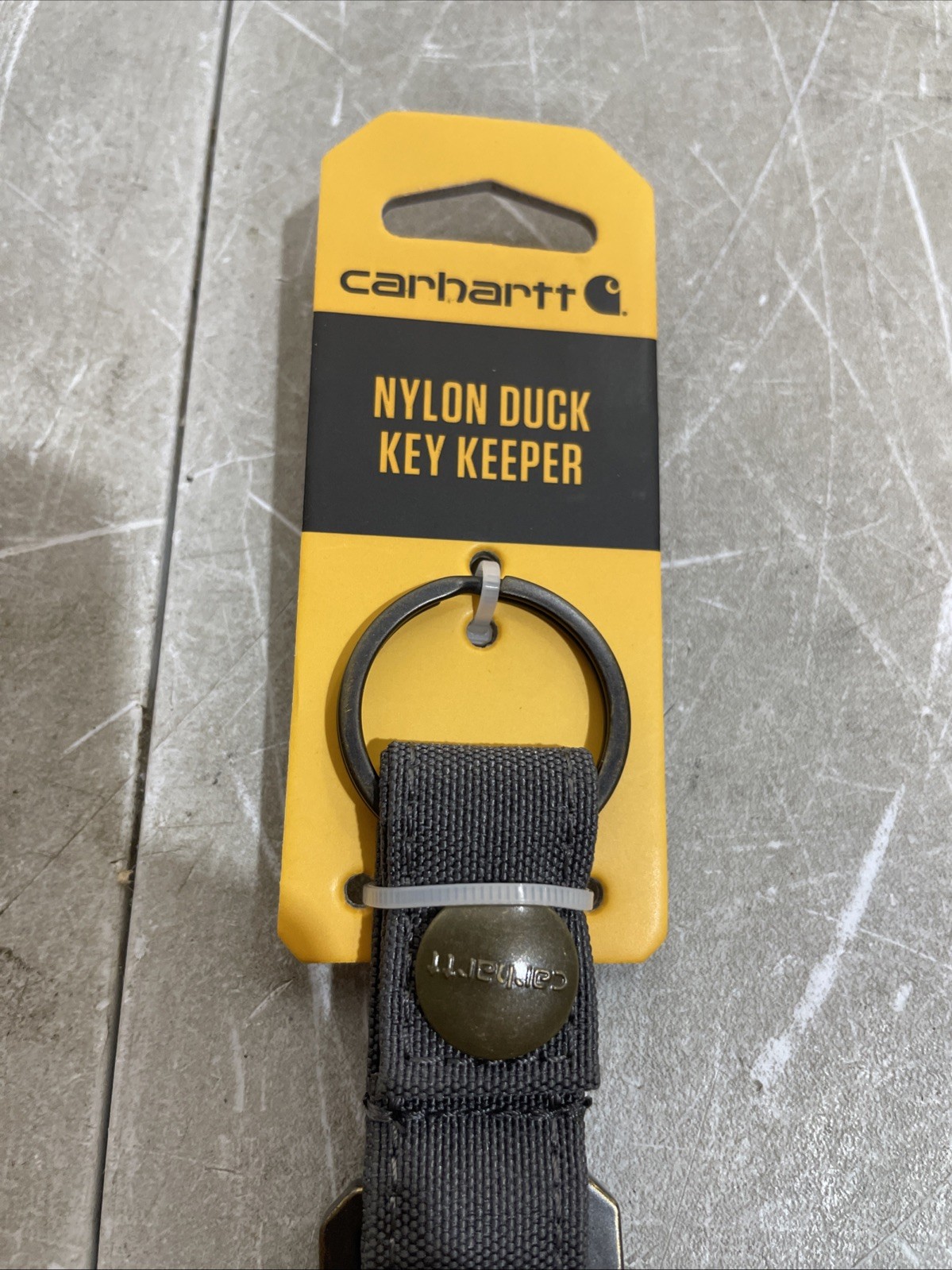 Carhartt Unisex Adult Durable Metal Key Keeper, One Size, Nylon Duck (Gravel)