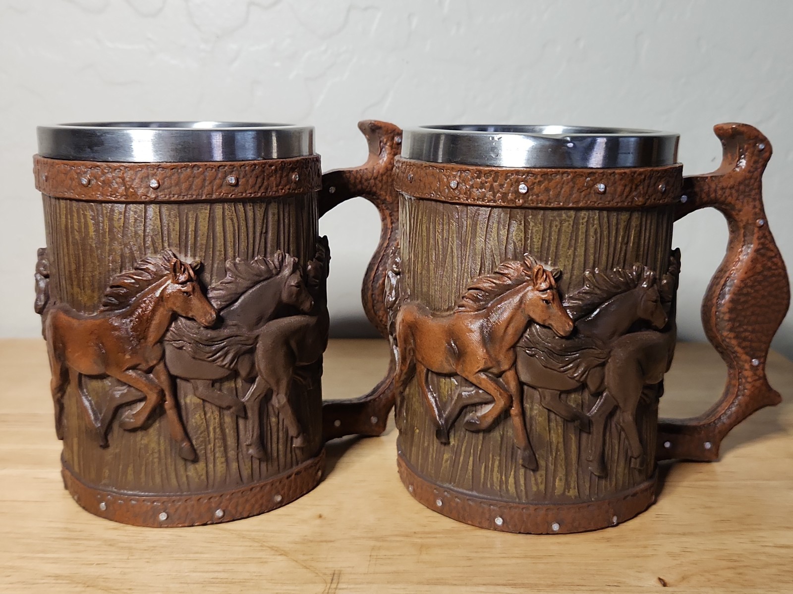 Two Carved Horses Barrel Coffee Beer Mugs Stein Tankard Insulated Stainless 17oz