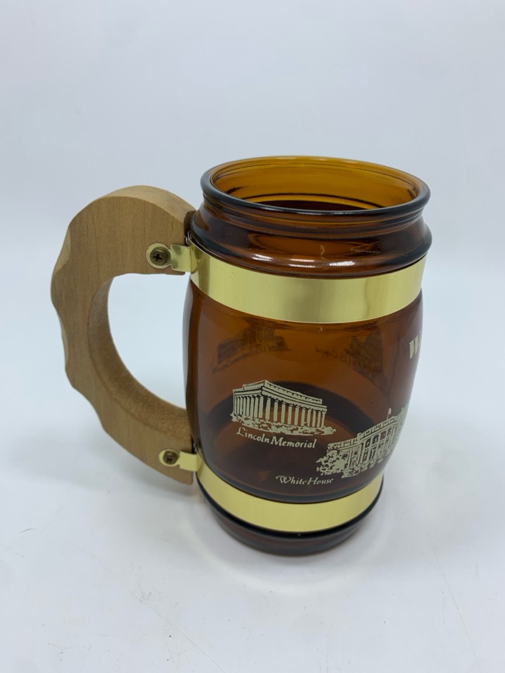 VTG WASHINGTON DC AMBER GLASS MUG W/WOOD HANDLE.