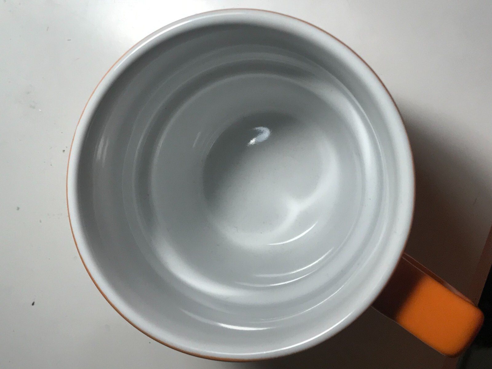Polka Dots Ceramic Mugs by Gallery Tabletops,comes with Metal Holder