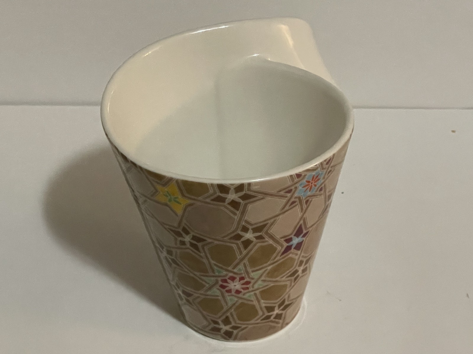 Villeroy & Boch New Wave Colorful Porcelain Mug Luxembourg
