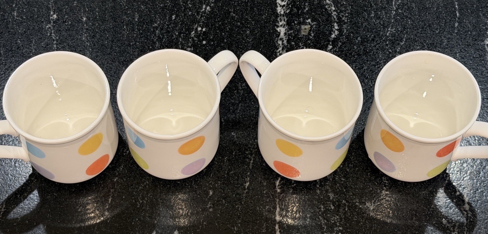 Set Of 4 Villeroy & Boch Bonjour 1748 Luxembourg Polka Dot Coffee Mugs