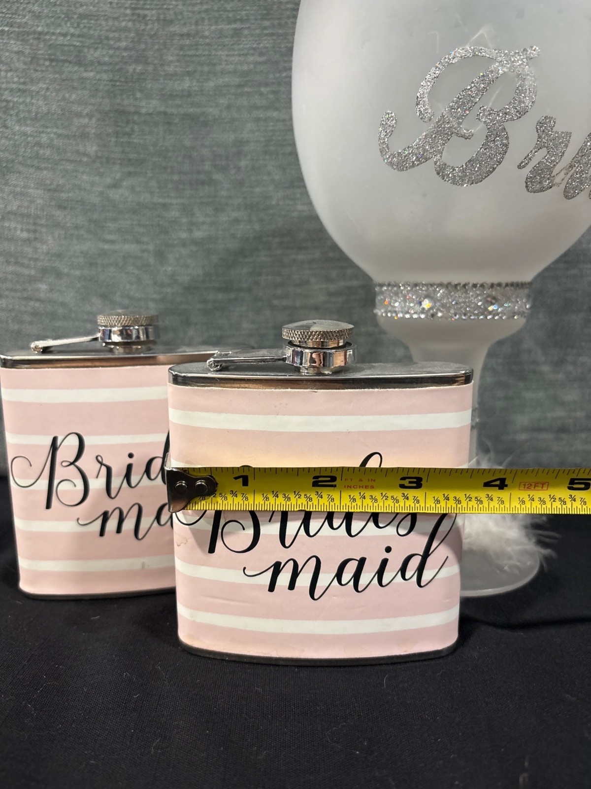 Bride & Bridesmaid Set: Glittery Bride Goblet Feathers 2 Pink Bridesmaid Flasks