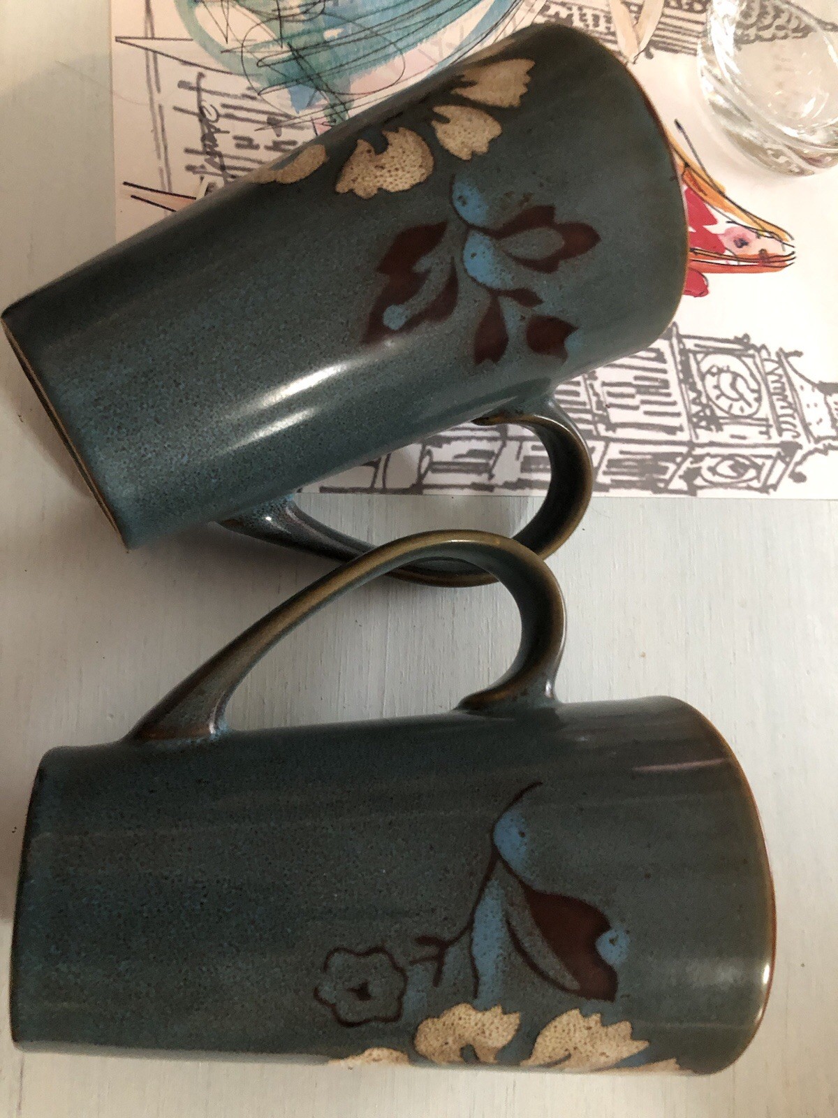 2 UNBRANDED PRETTY 6″ COFFEE MUGS, SUNFLOWER DESIGN, TEAL COLOR NEW