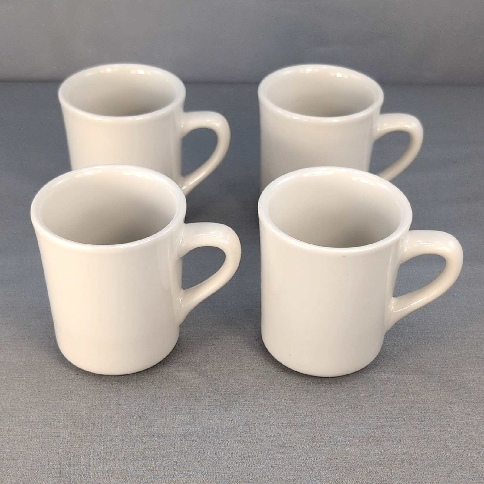 Tuxton Classic White Ceramic Dinner Coffee Mug Set 4-Pack 10 oz Solid Round