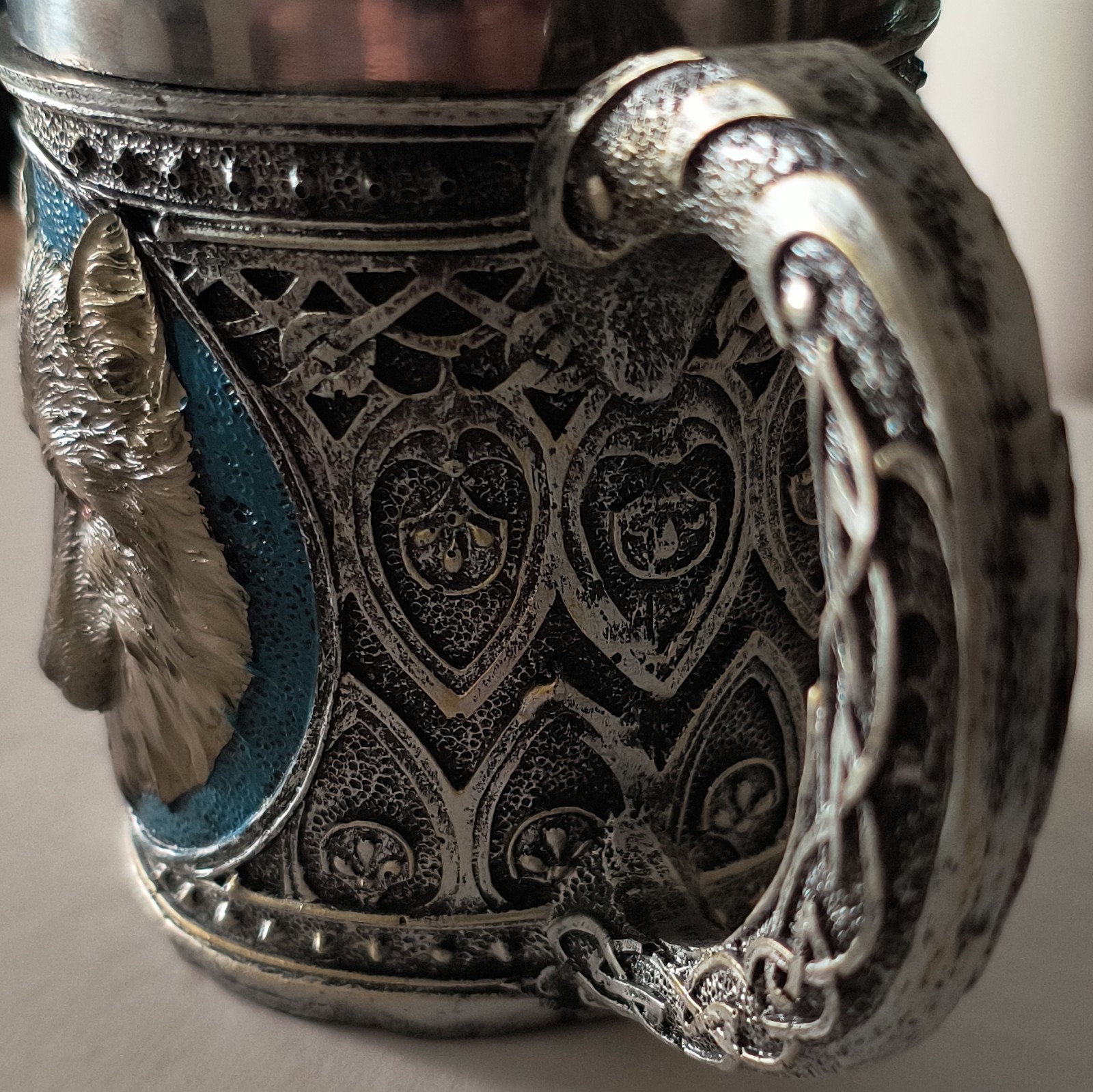 3D Wolf Decorated Metal Mug, 16 oz, Silver/Blue, Round 1-Piece Set
