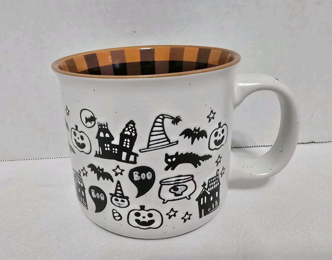 Halloween Coffe Mug Trick Or Treat Witch Hat Bats BOO Black Cats Orange Cup