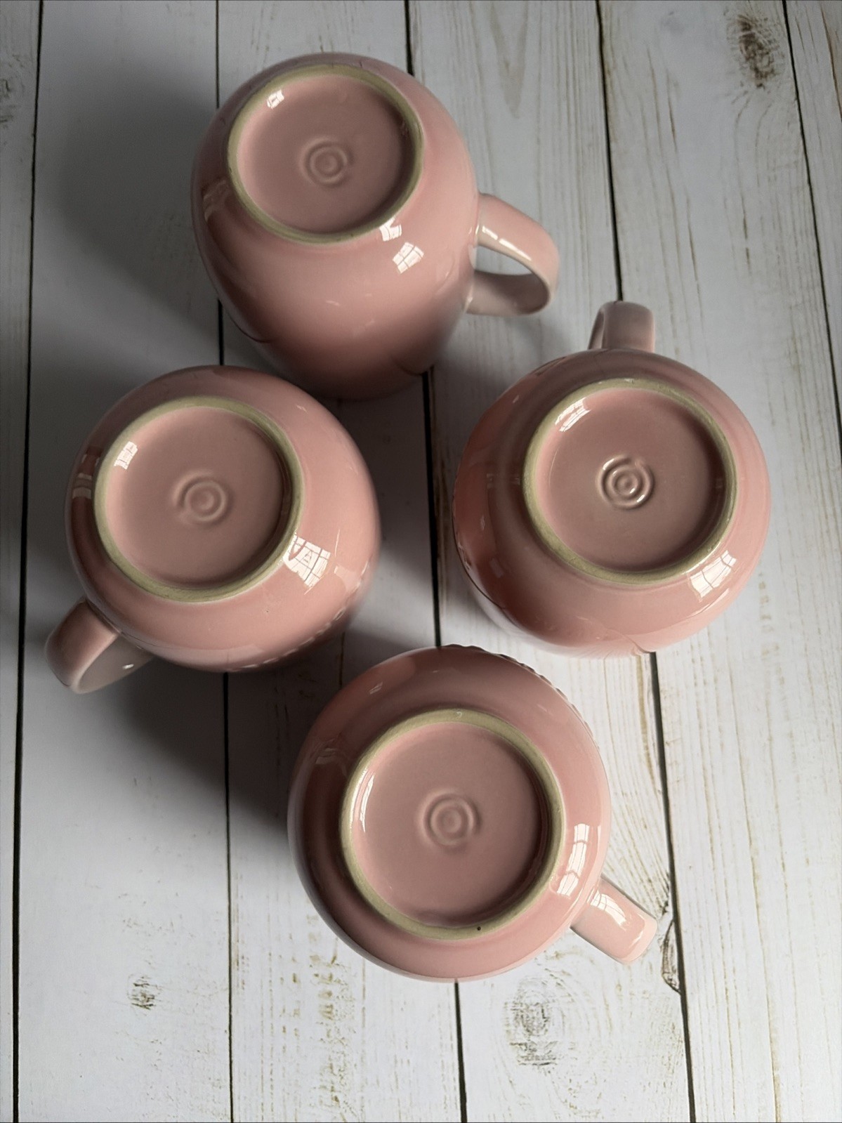 Used Set of 4 – Le Creuset Ombré Shell Pink 12 Oz Coffee Mugs Excellent