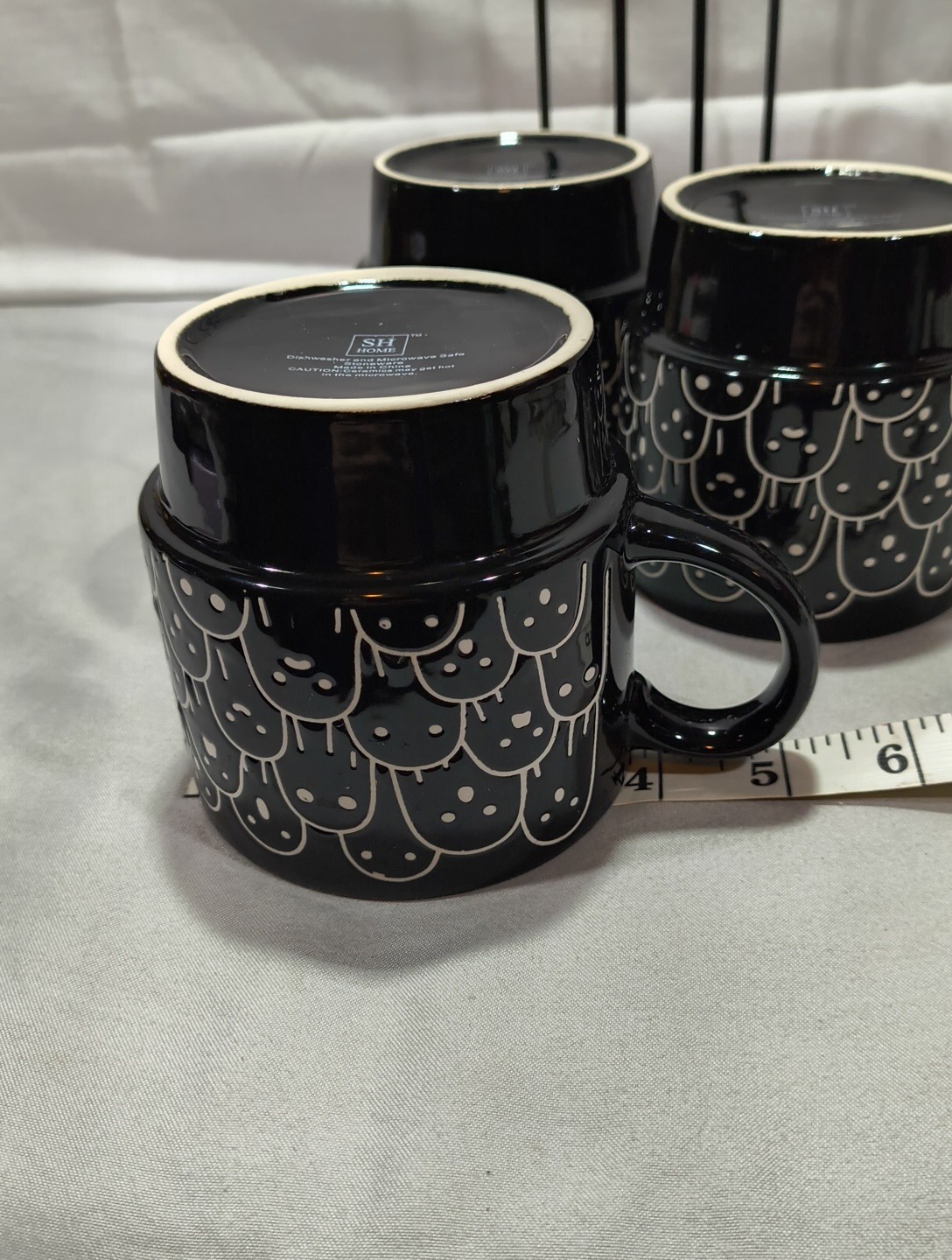 SH Home Stackable Mugs W/Tower Black & White Halloween Ghosts 4 Cups