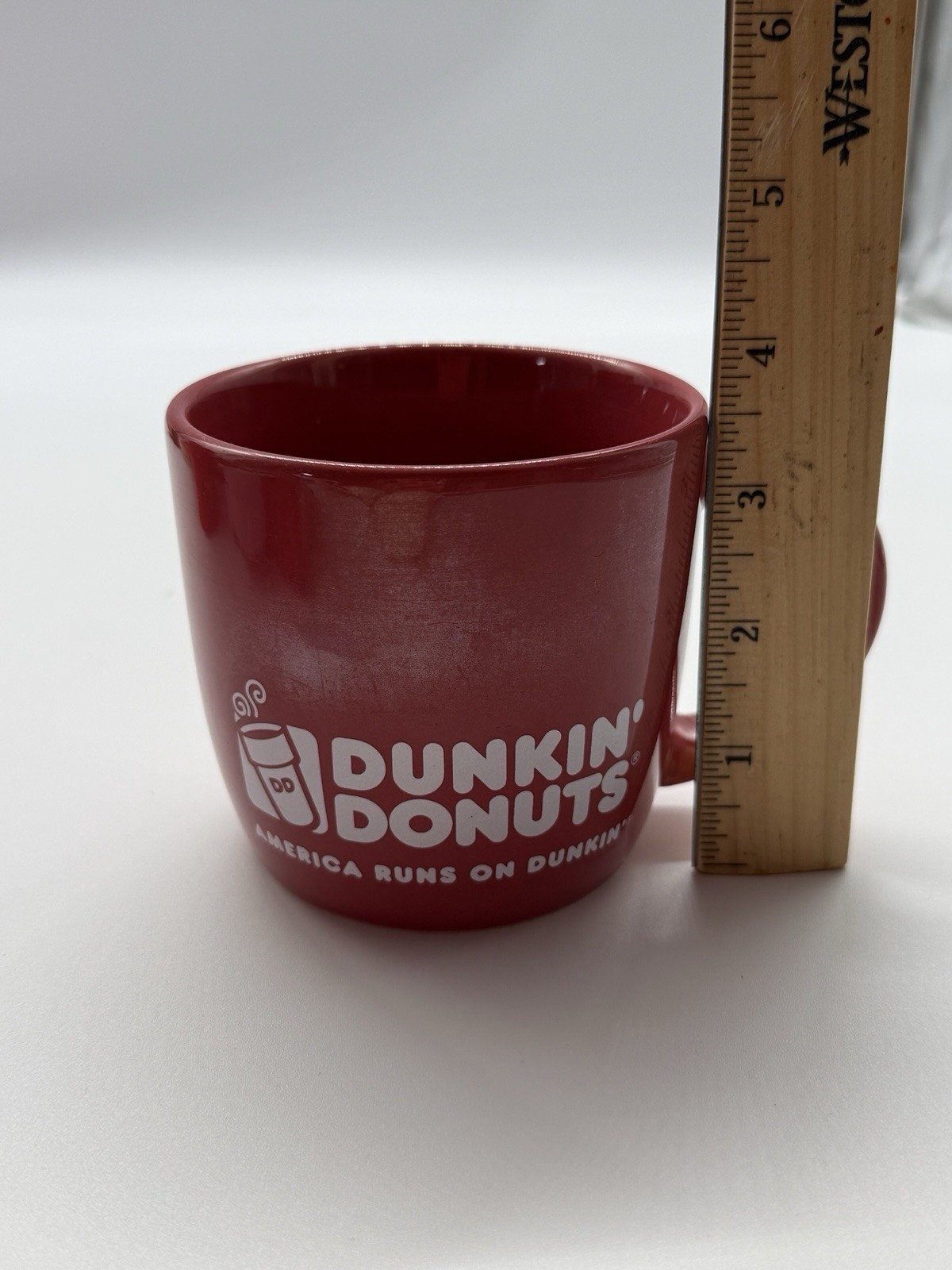 2014 DUNKIN DONUTS Deep Mauve Ceramic Coffee Mug 16 oz. – Thailand